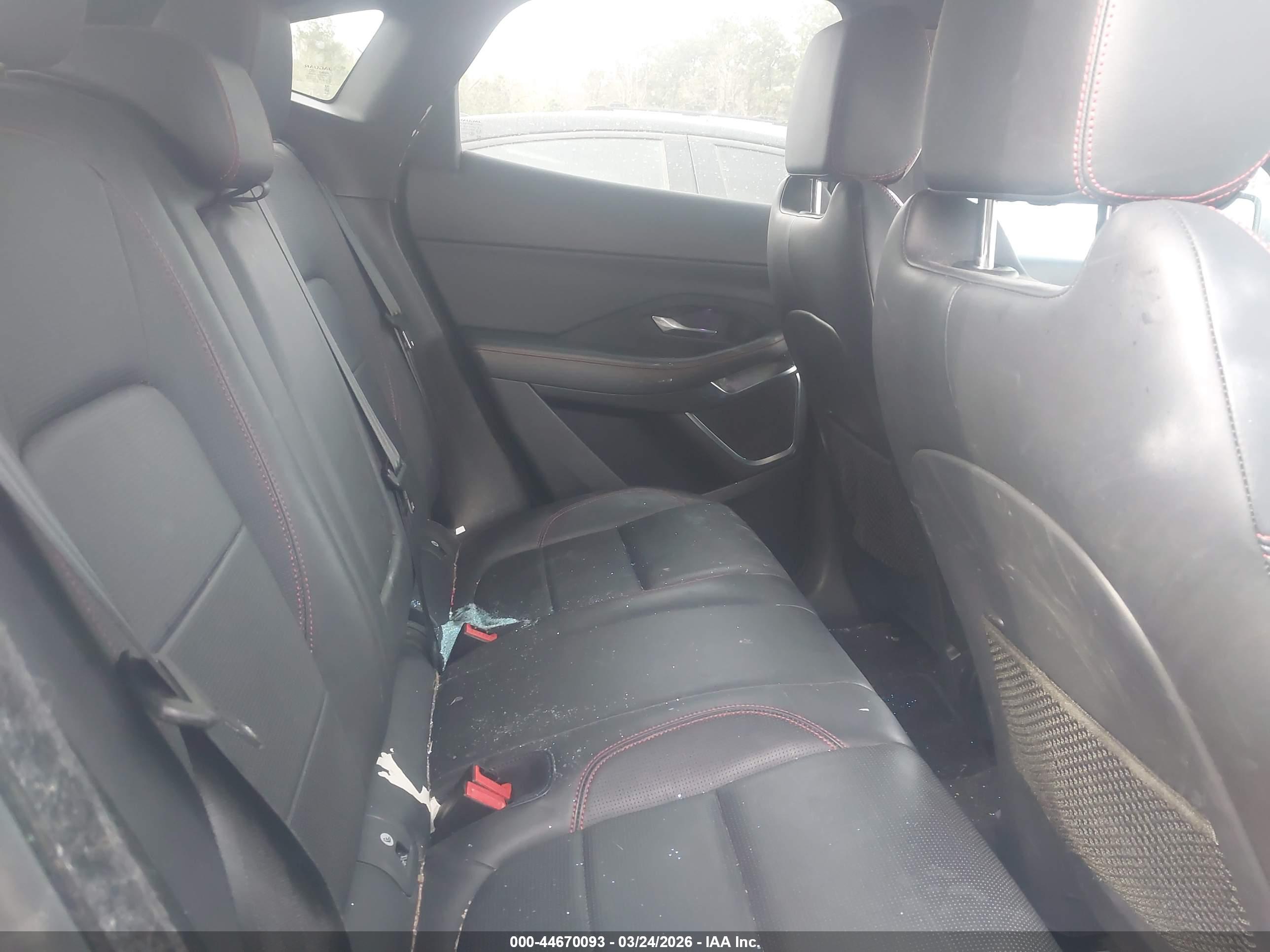 JAGUAR E-PACE image 8