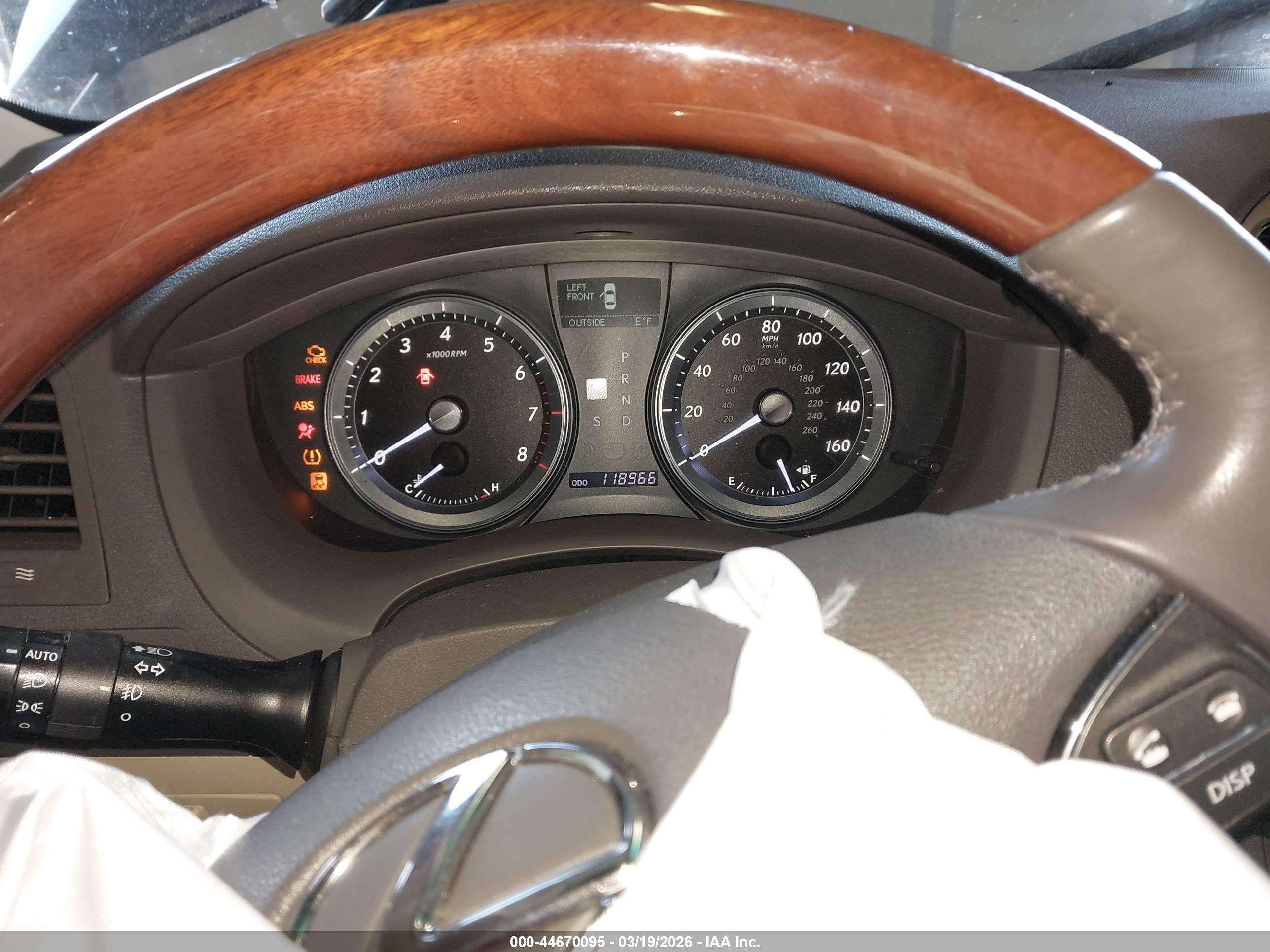 LEXUS ES image 7