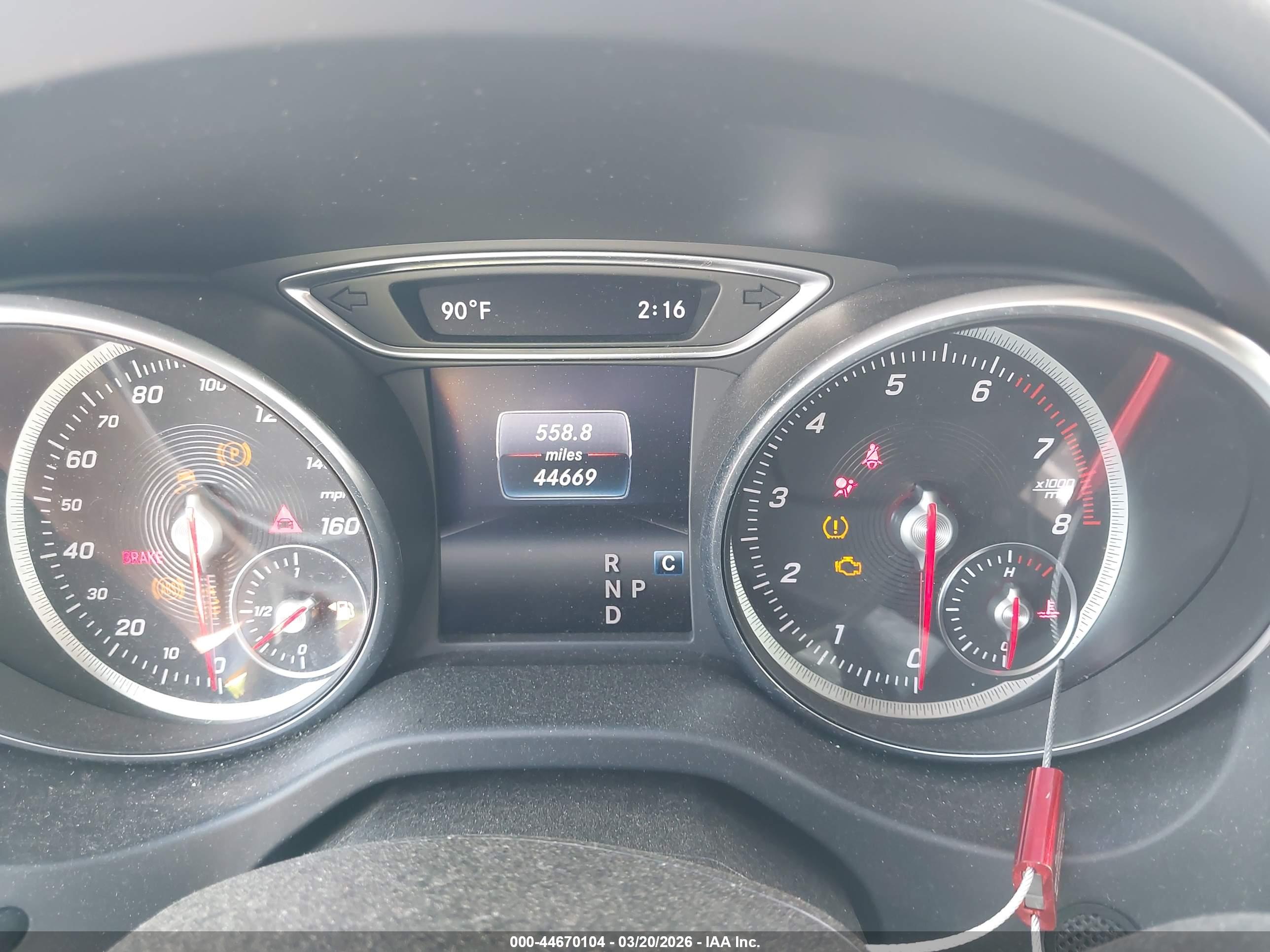 MERCEDES-BENZ GLA image 7