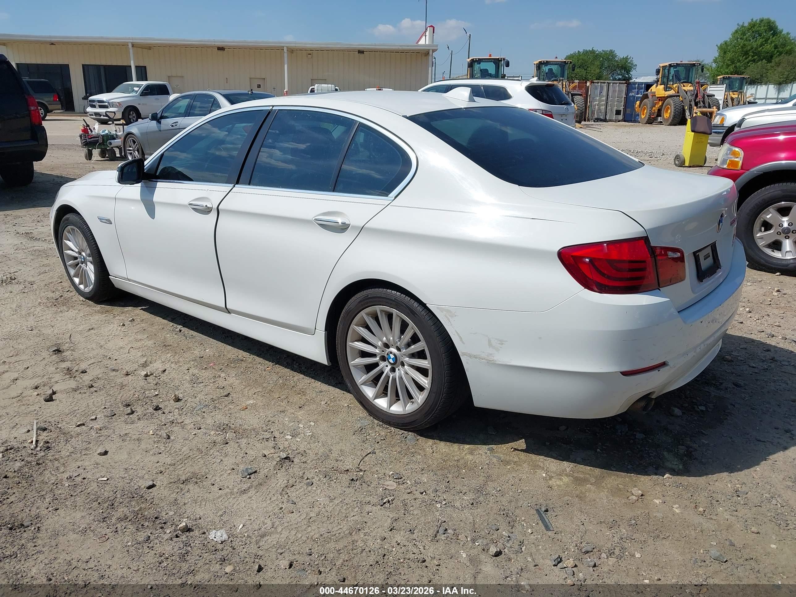 BMW 535I image 3