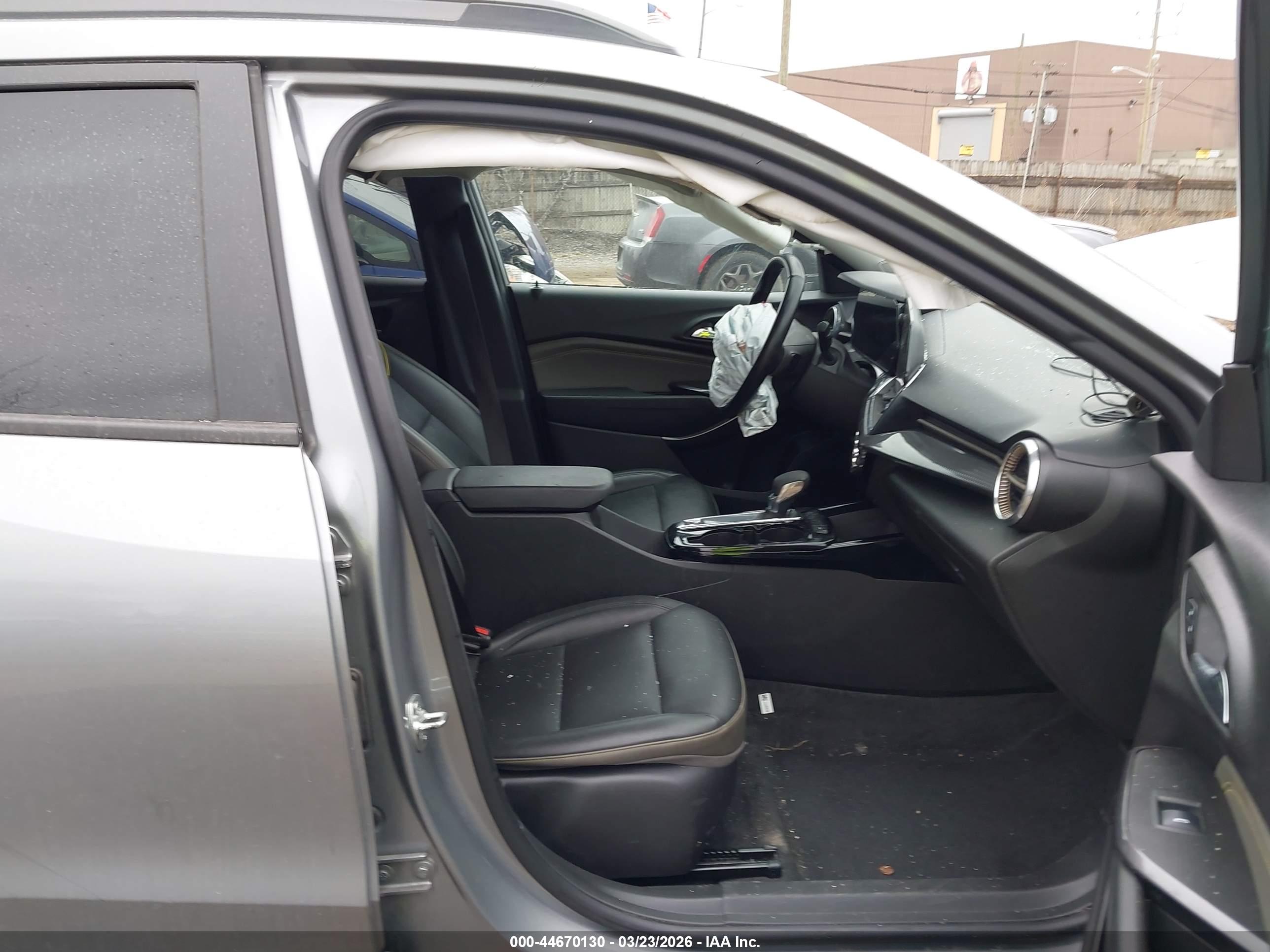 CHEVROLET TRAX image 5
