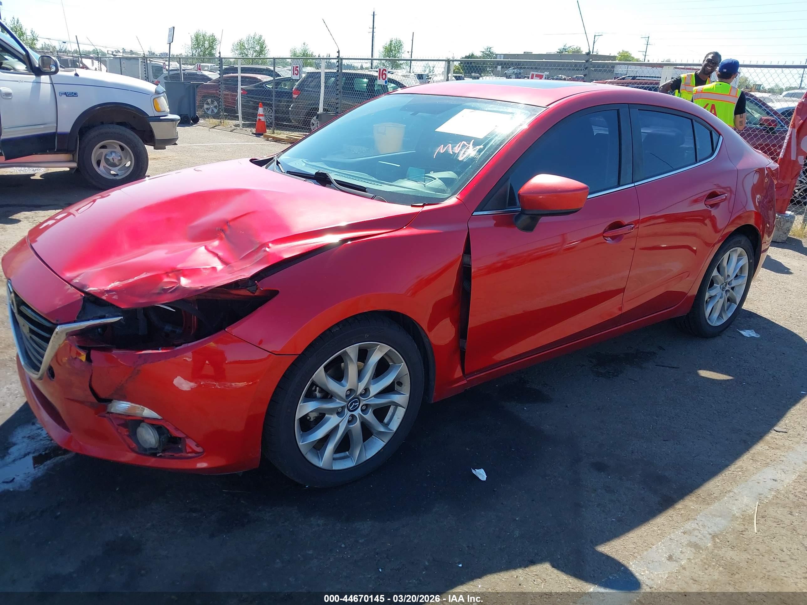 MAZDA MAZDA3 image 2
