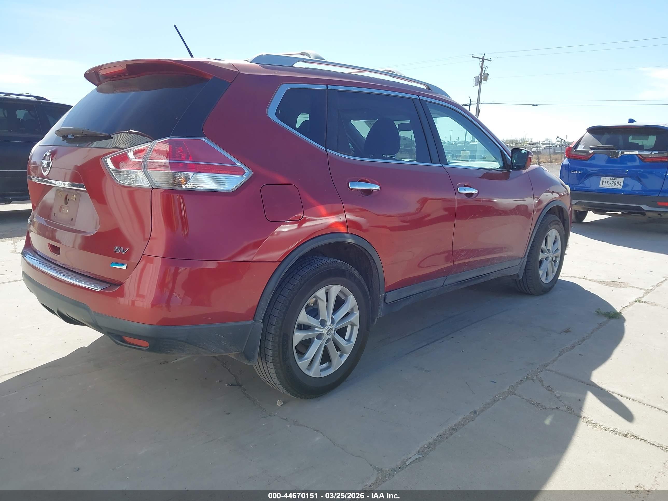 NISSAN ROGUE image 4