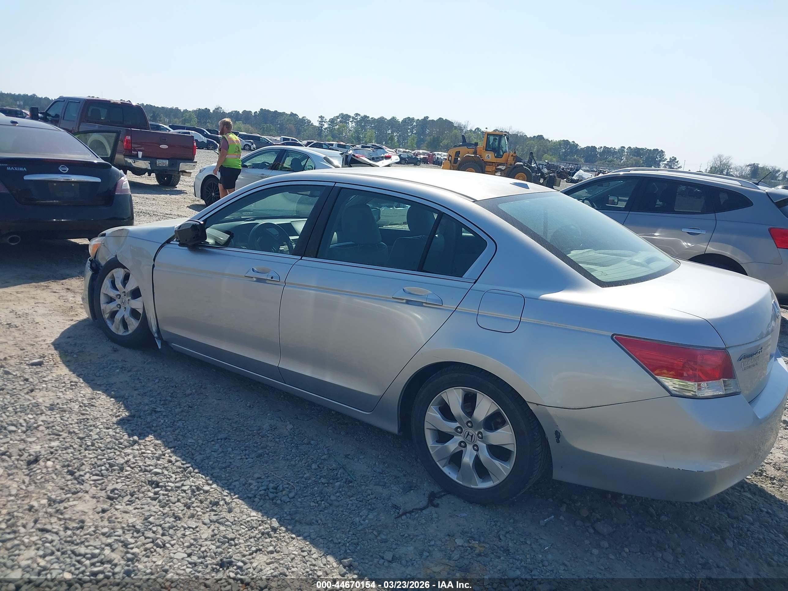 HONDA ACCORD image 3