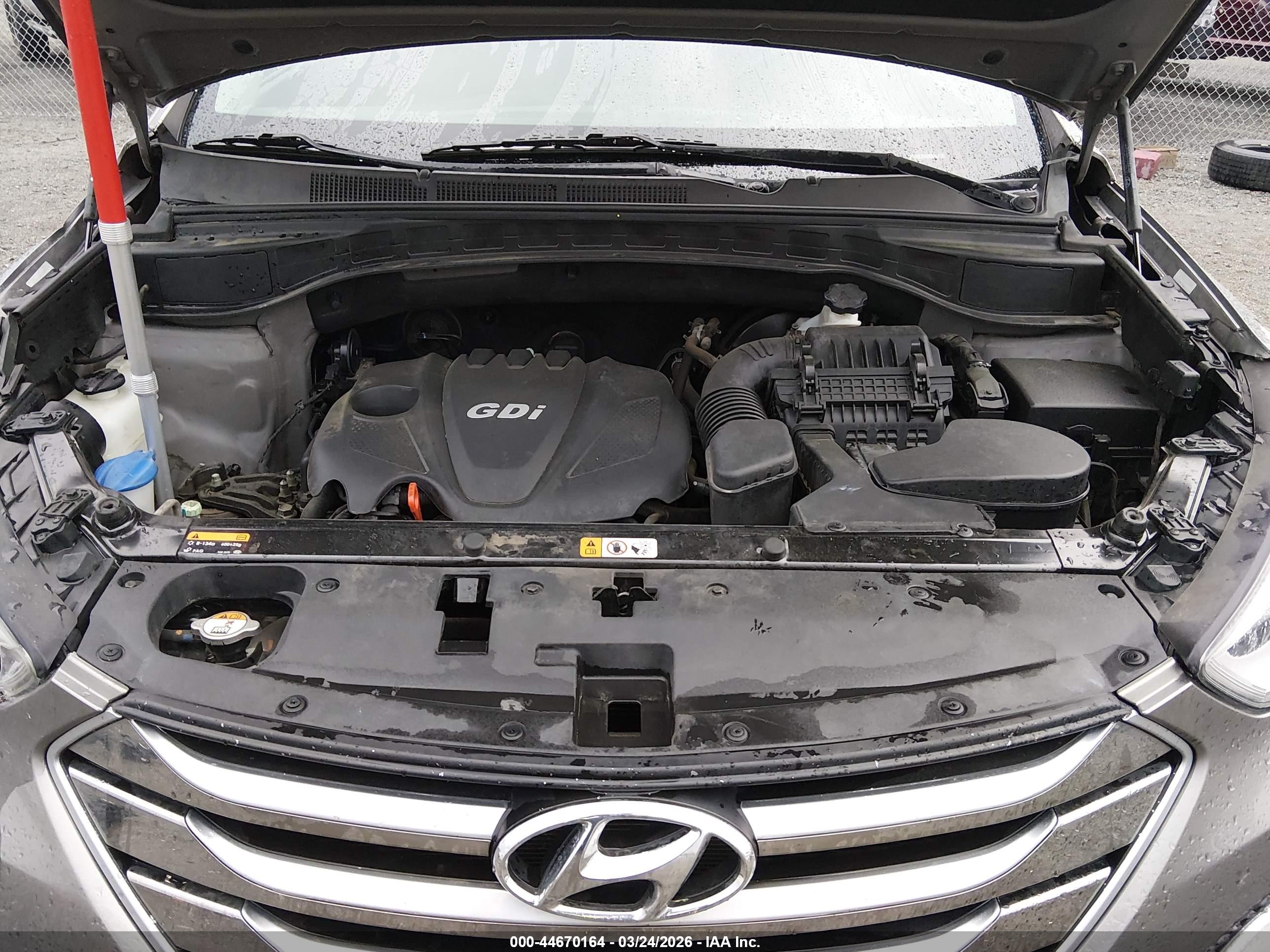 HYUNDAI SANTA image 10