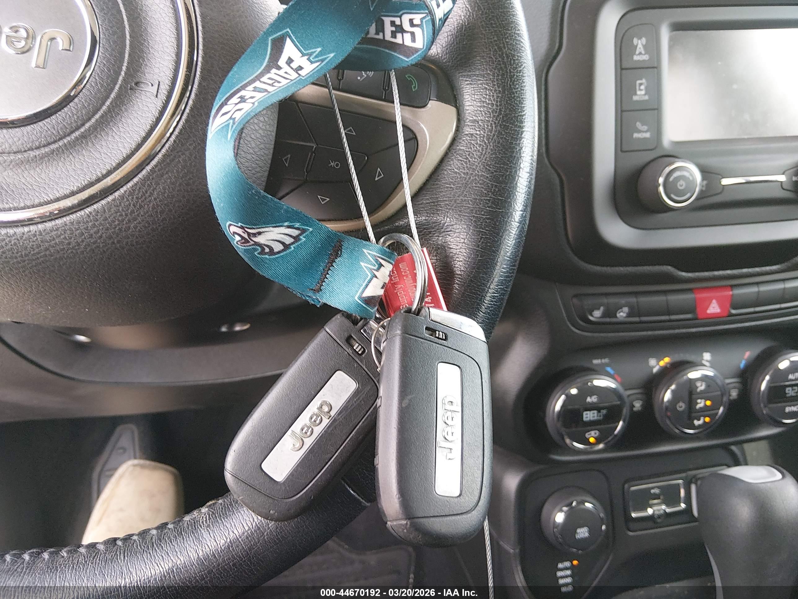 JEEP RENEGADE image 11