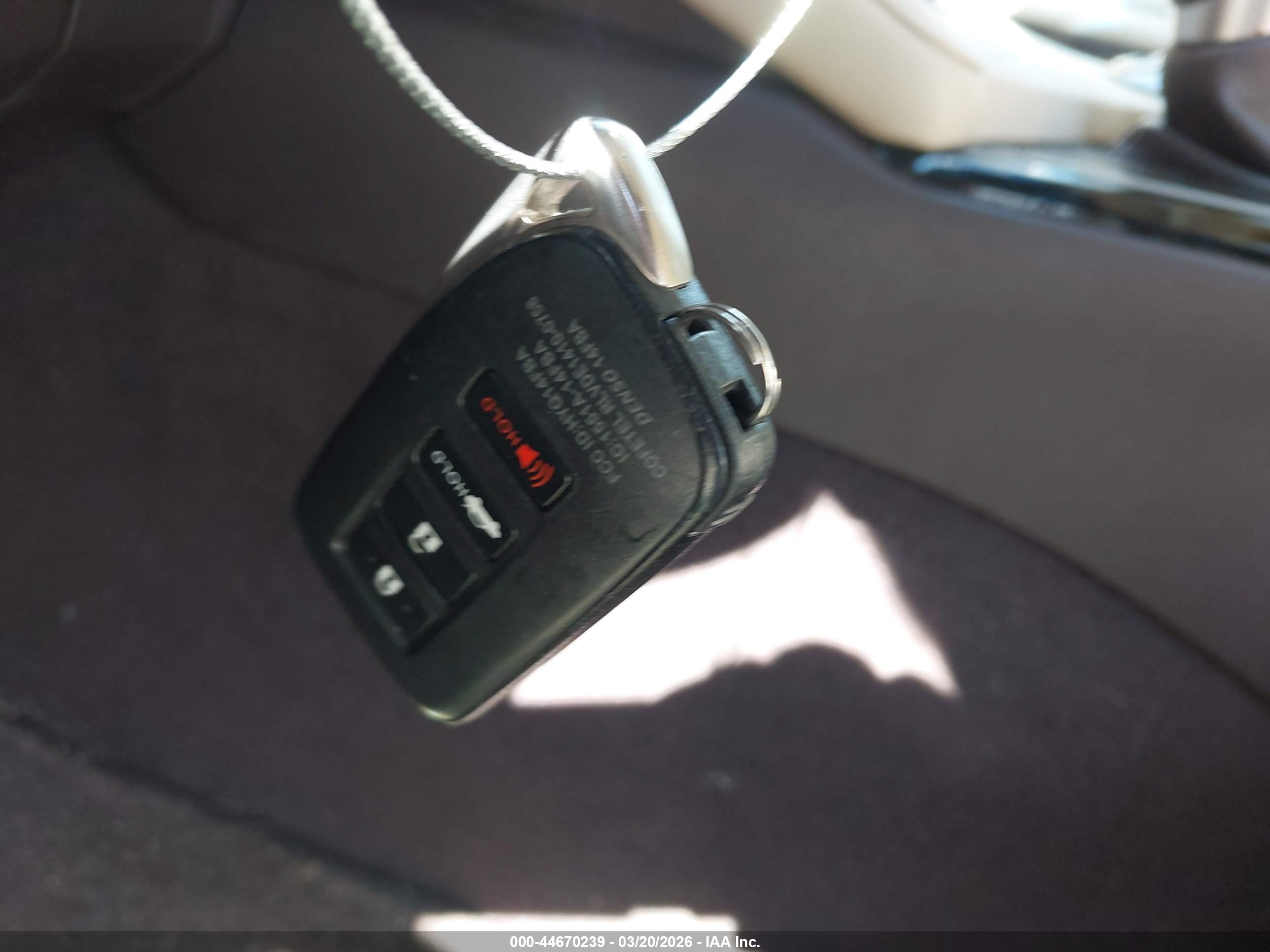LEXUS ES image 11