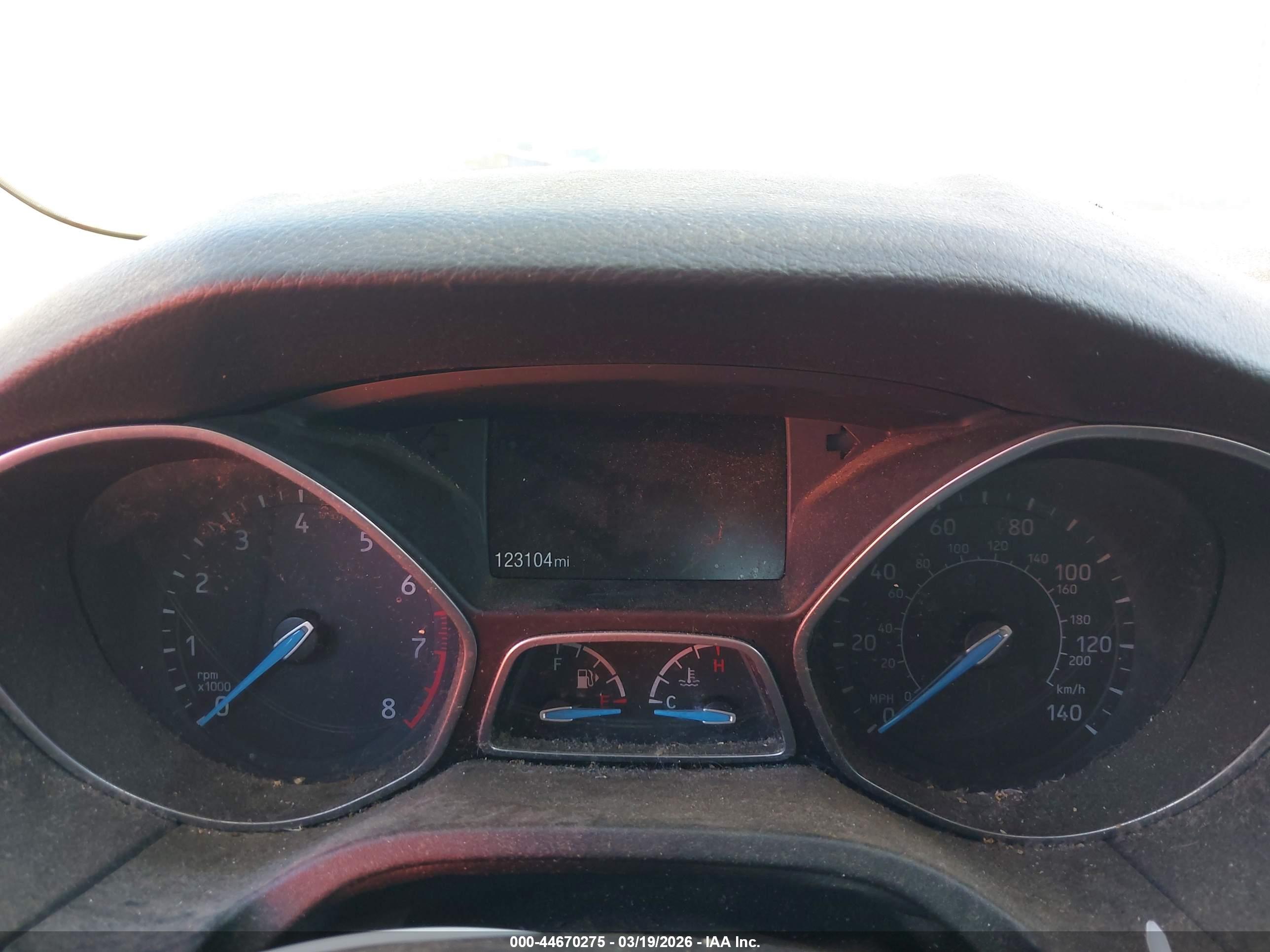 FORD FOCUS image 7