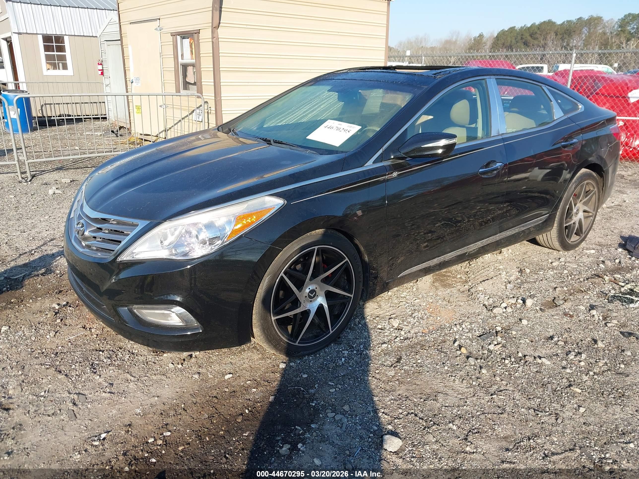 HYUNDAI AZERA image 2
