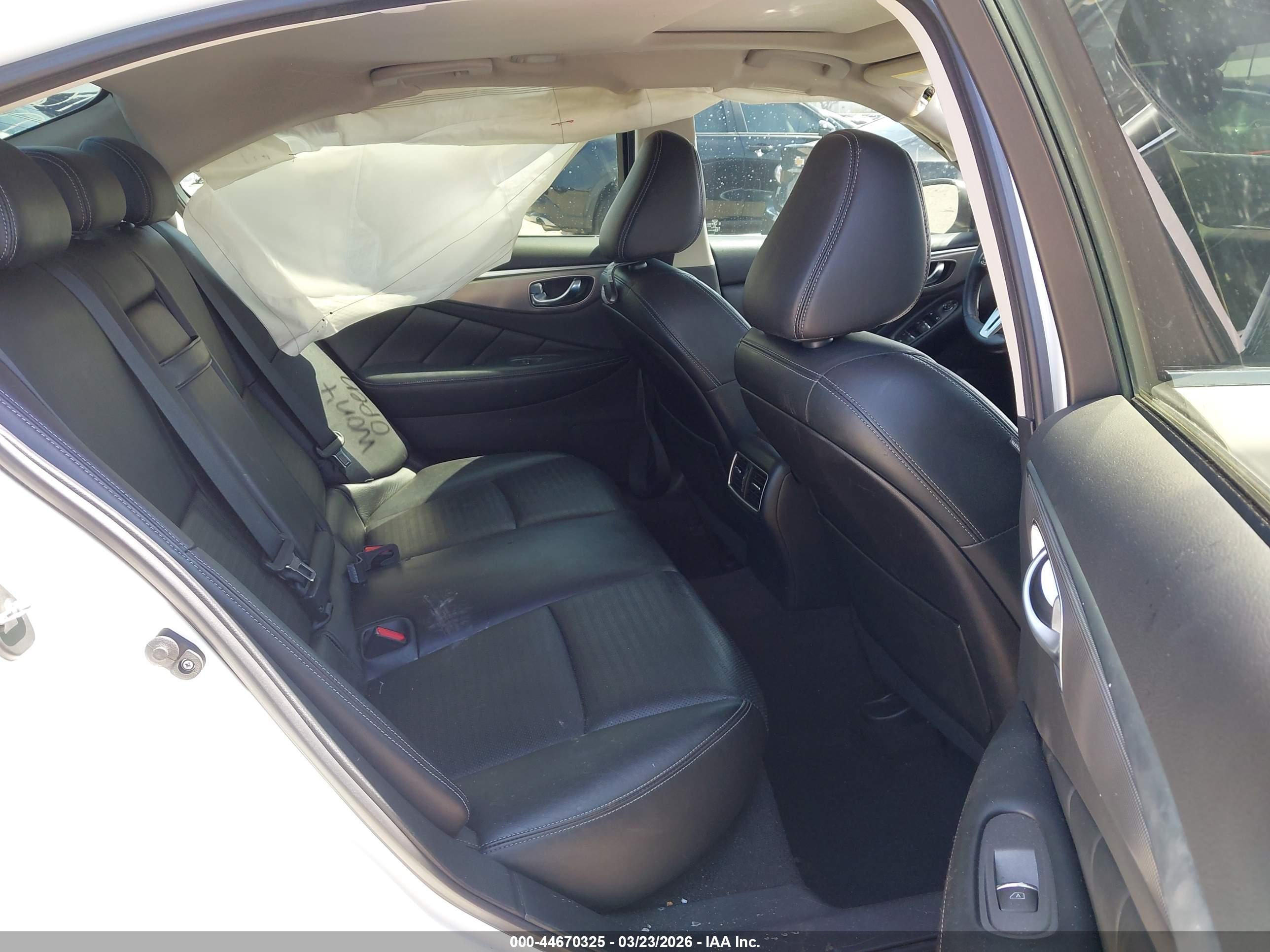 INFINITI Q50 image 8