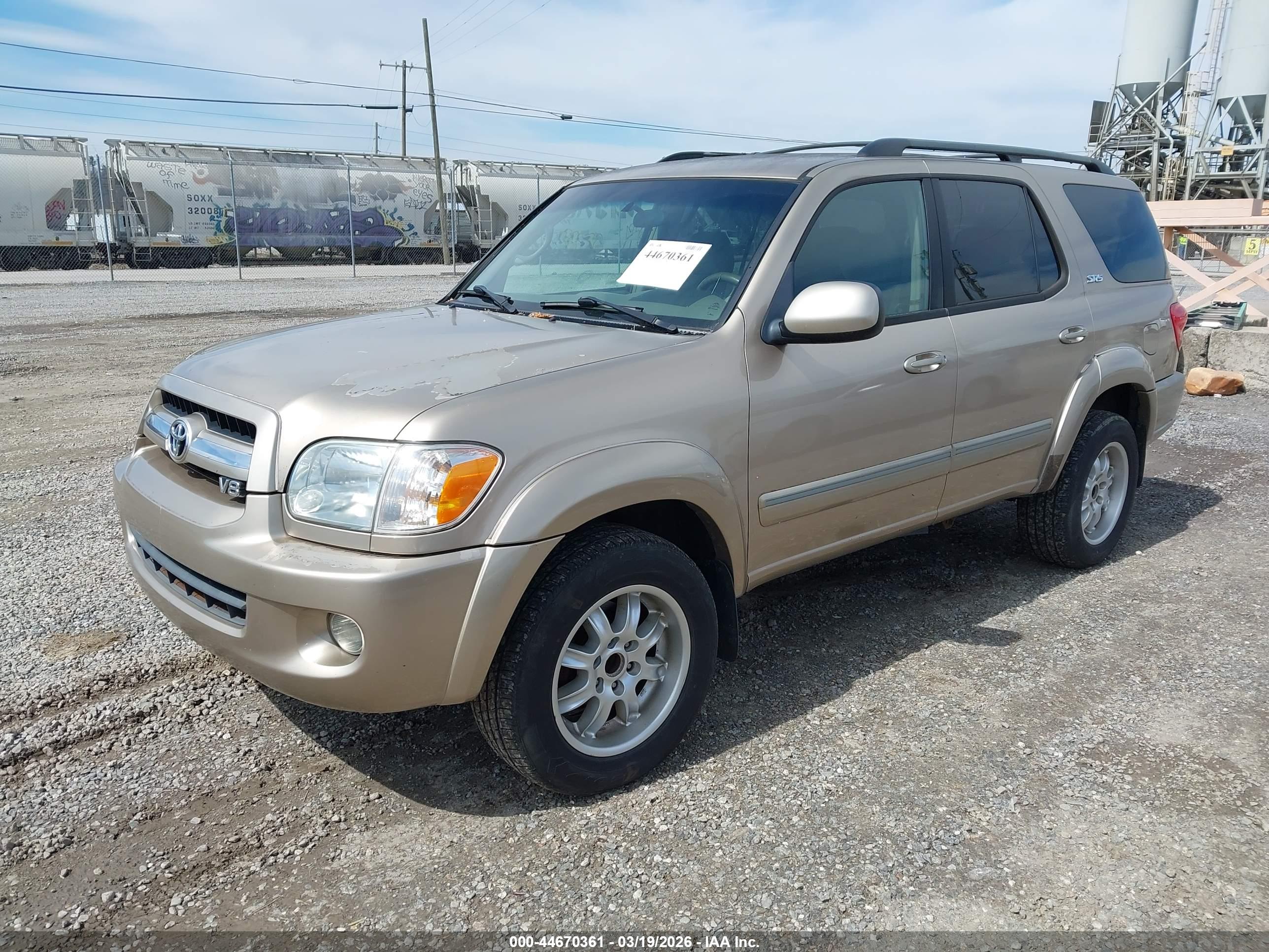 TOYOTA SEQUOIA image 2