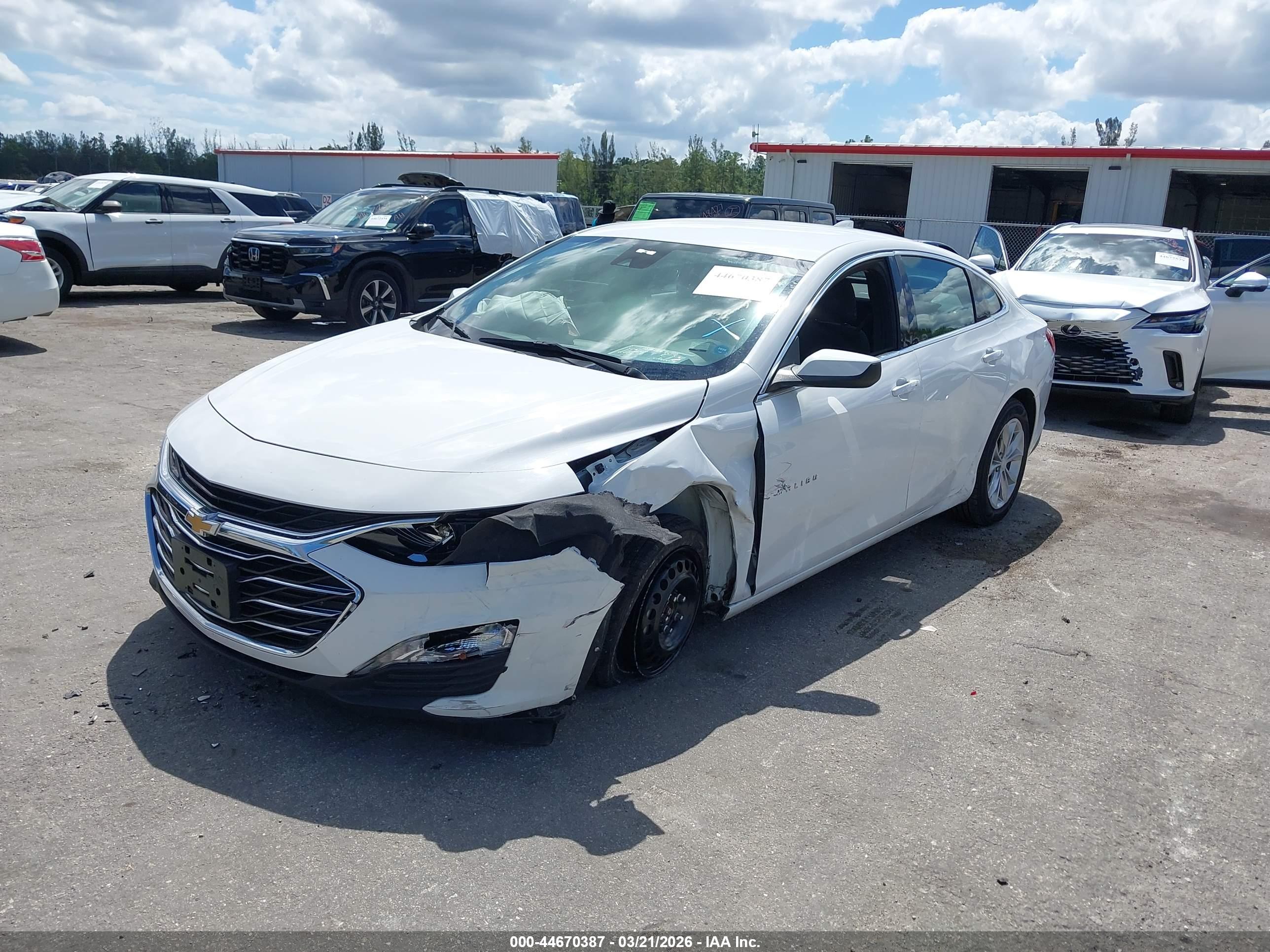 CHEVROLET MALIBU image 2