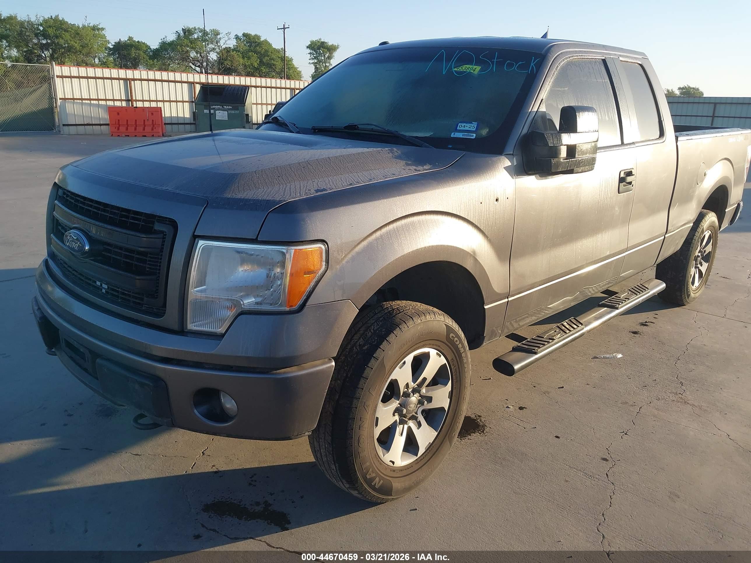 FORD F-150 image 2
