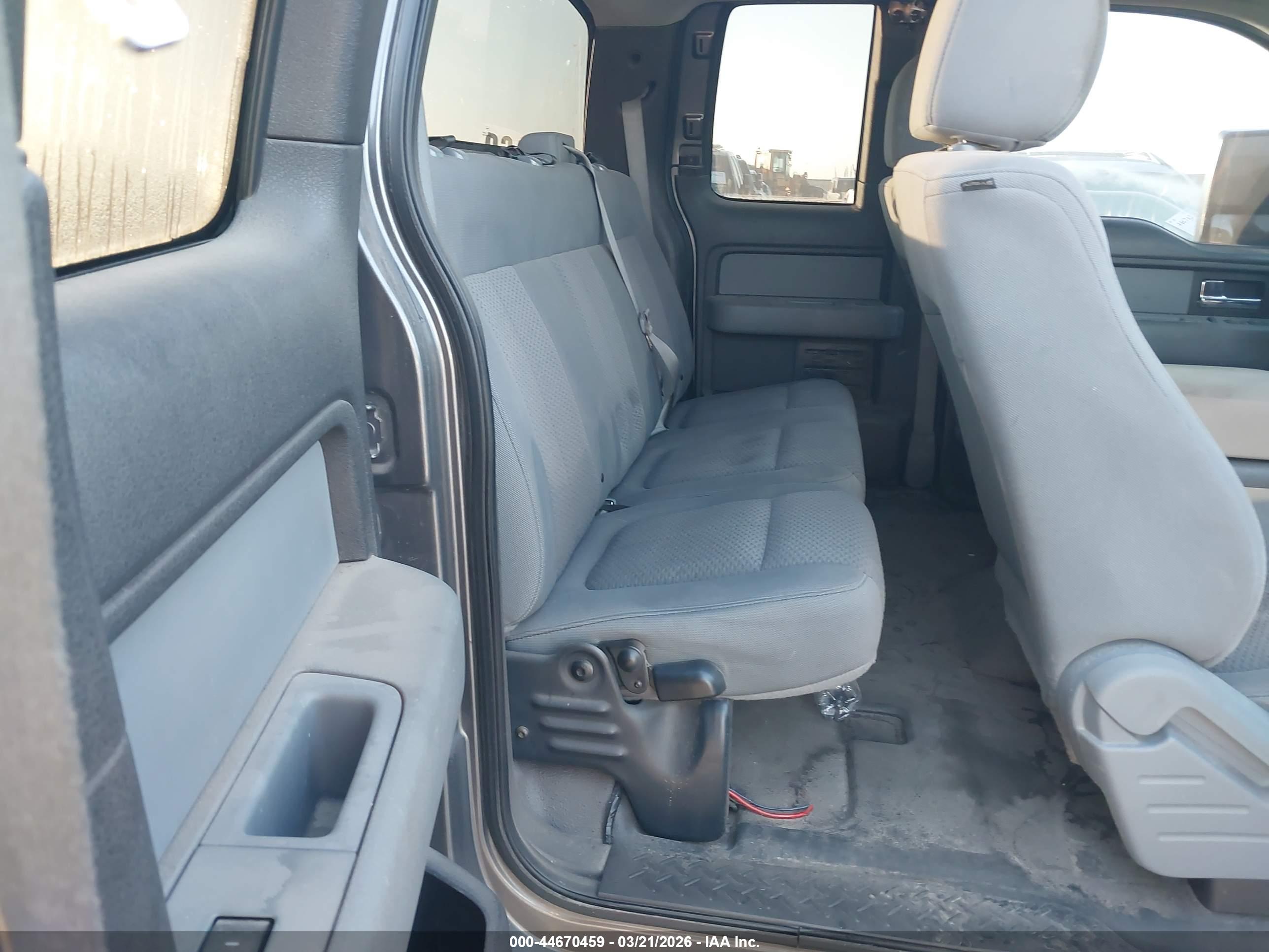 FORD F-150 image 8