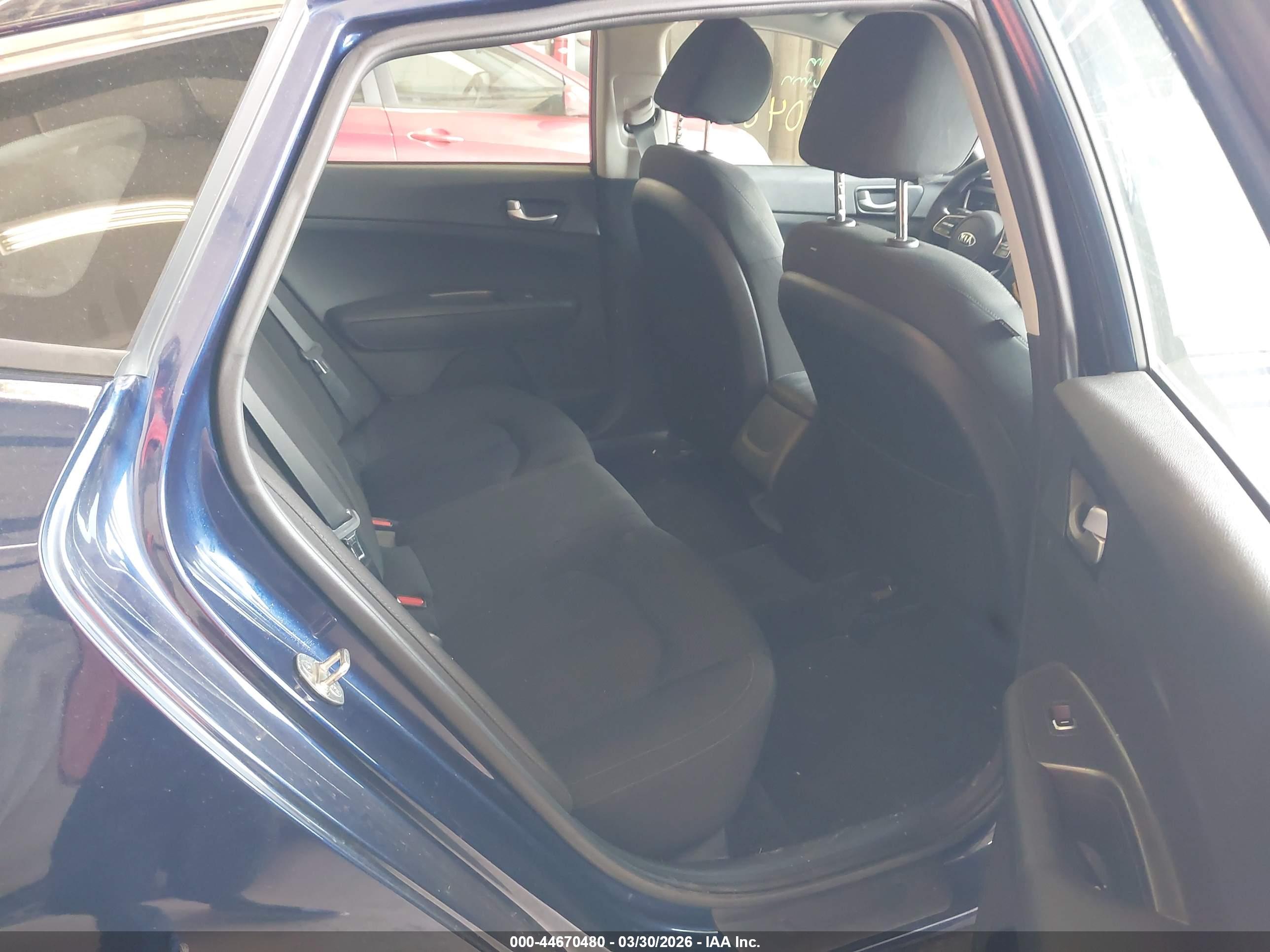 KIA OPTIMA image 8