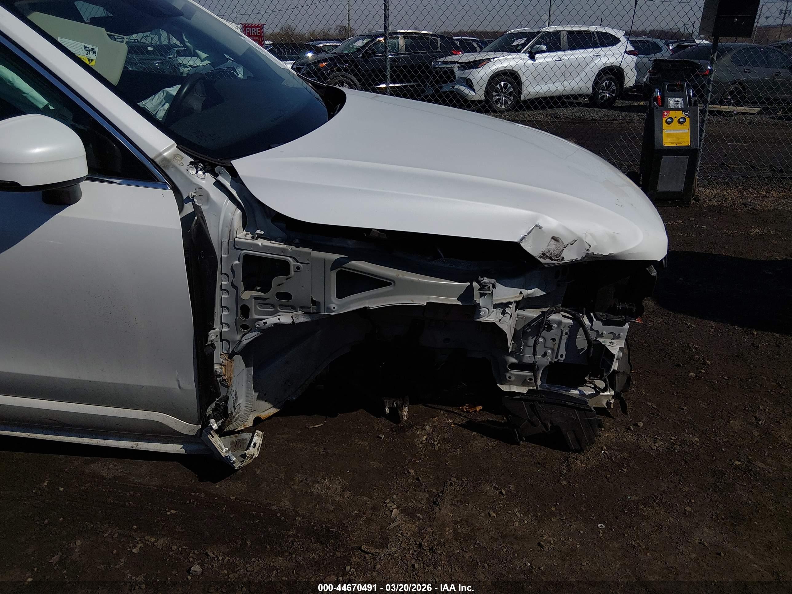 VOLVO XC90 image 6
