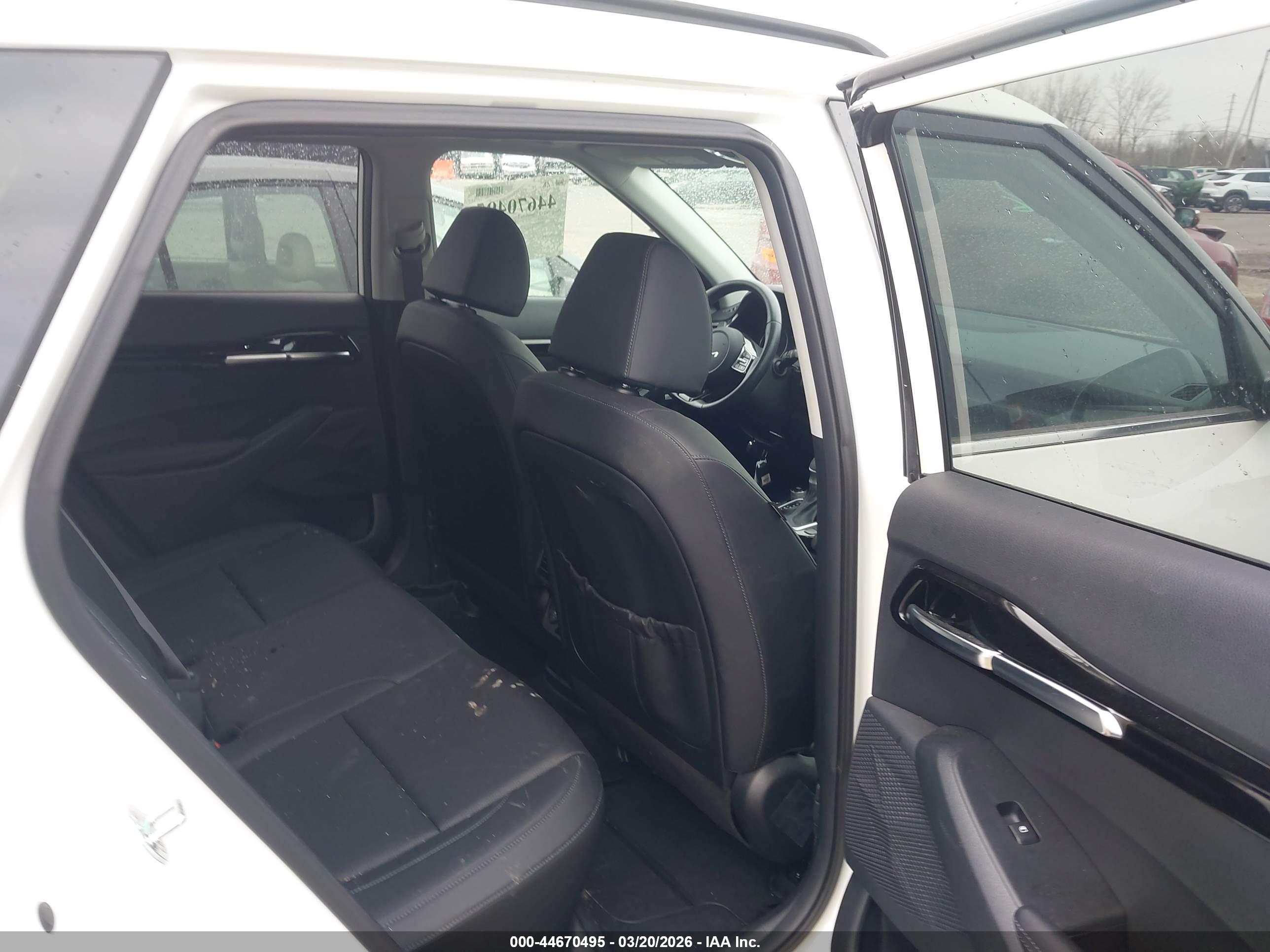 KIA SELTOS image 8