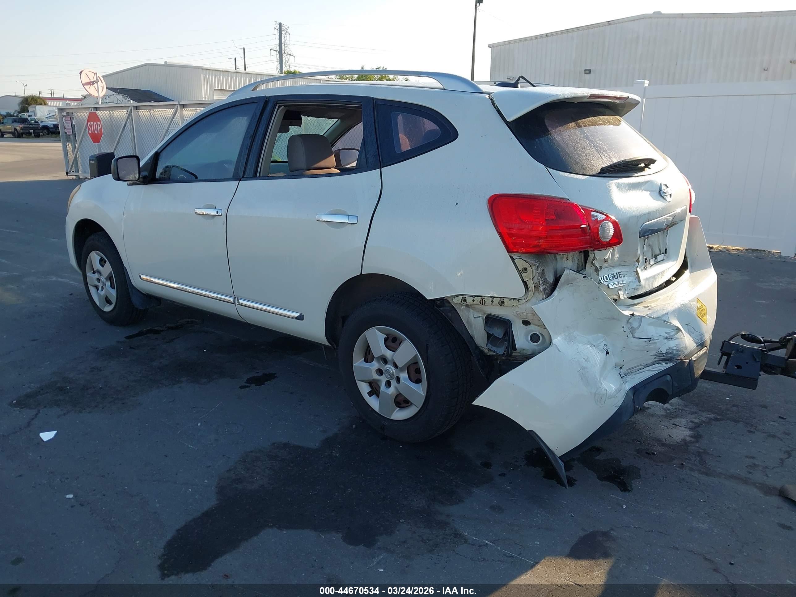 NISSAN ROGUE image 3