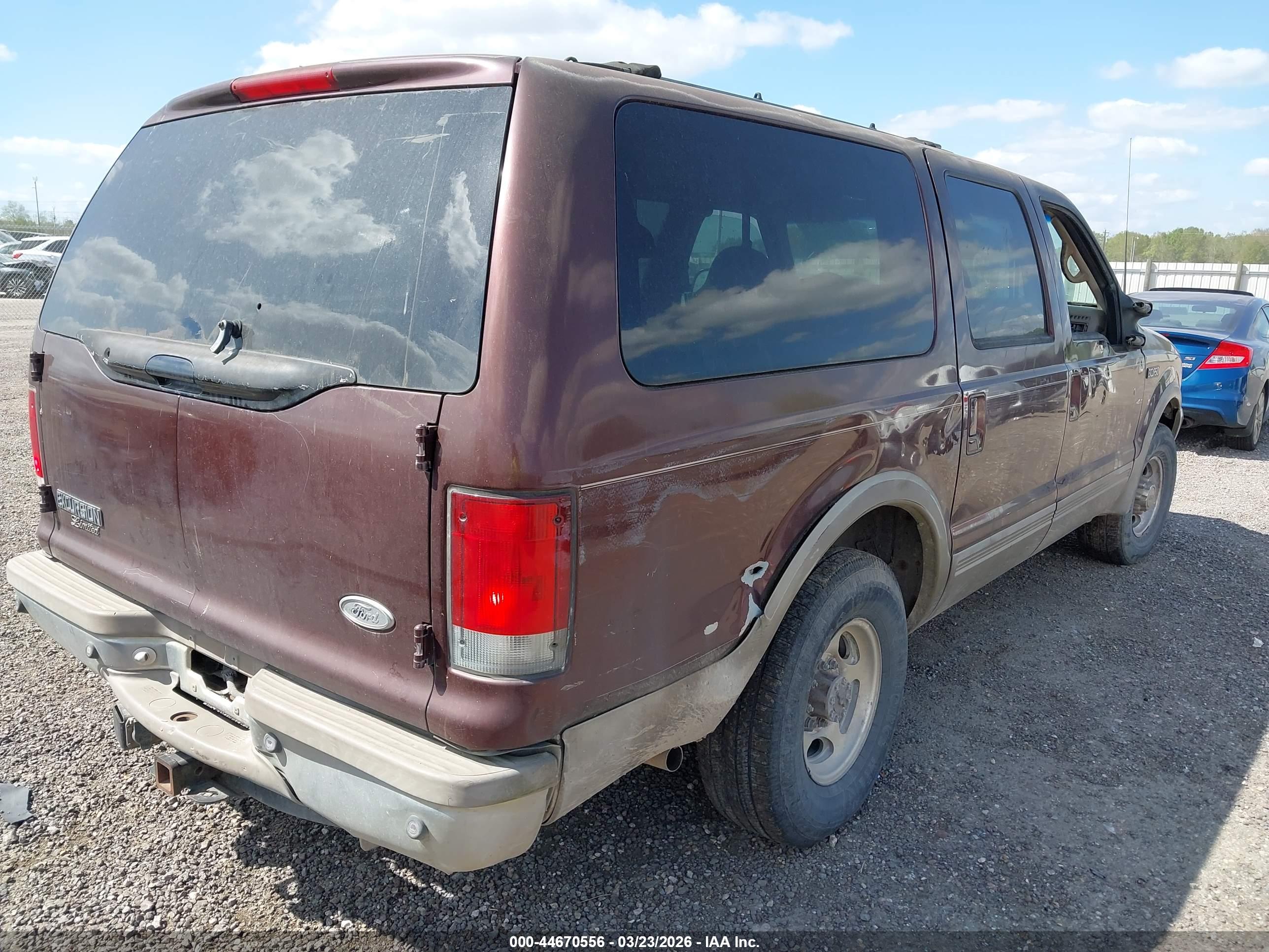 FORD EXCURSION image 4