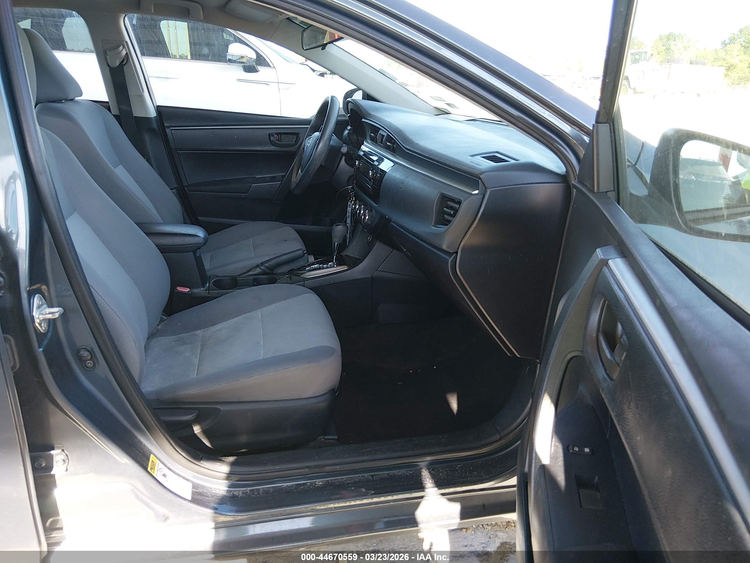 TOYOTA COROLLA image 5