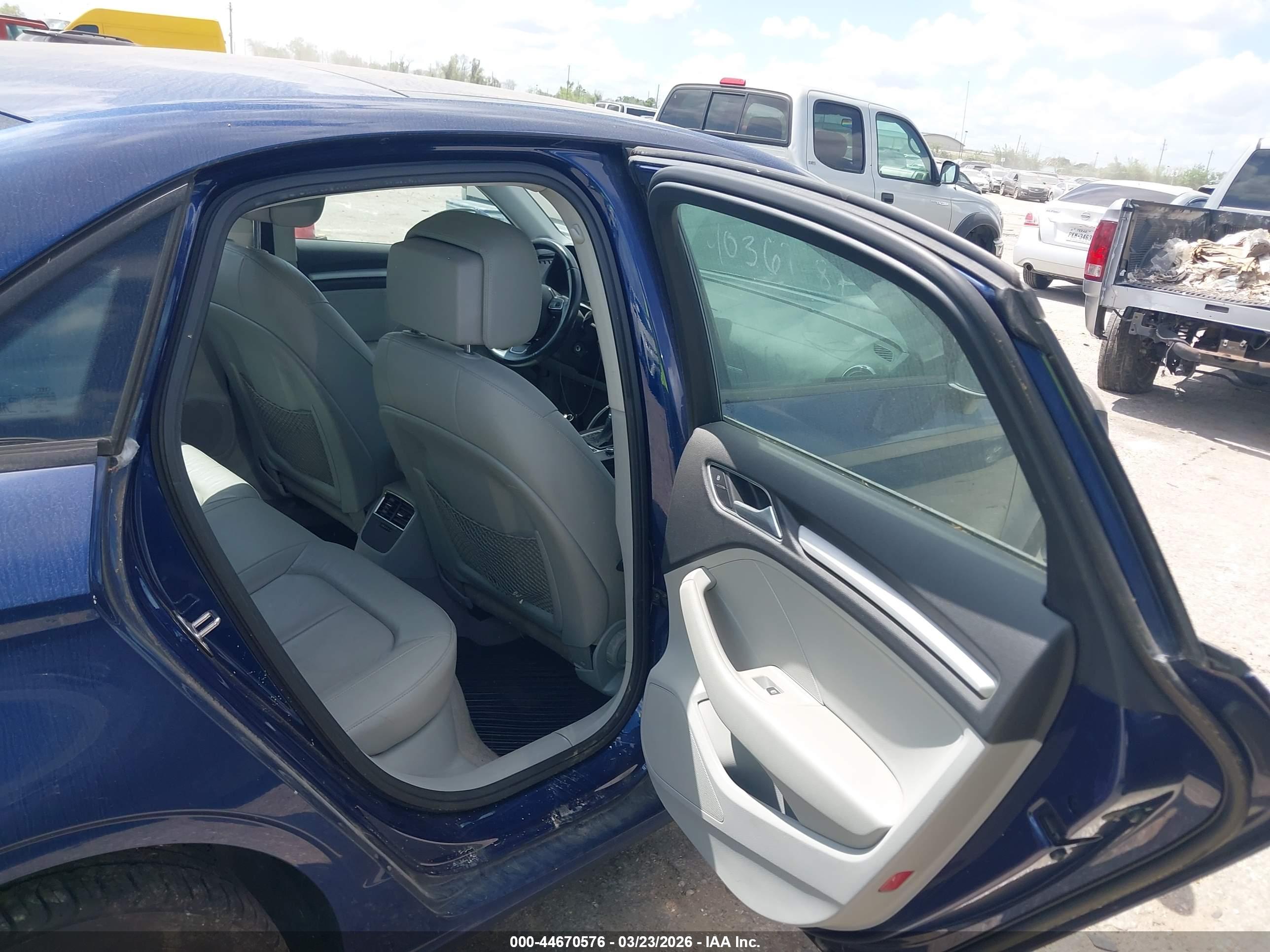 AUDI A3 image 8
