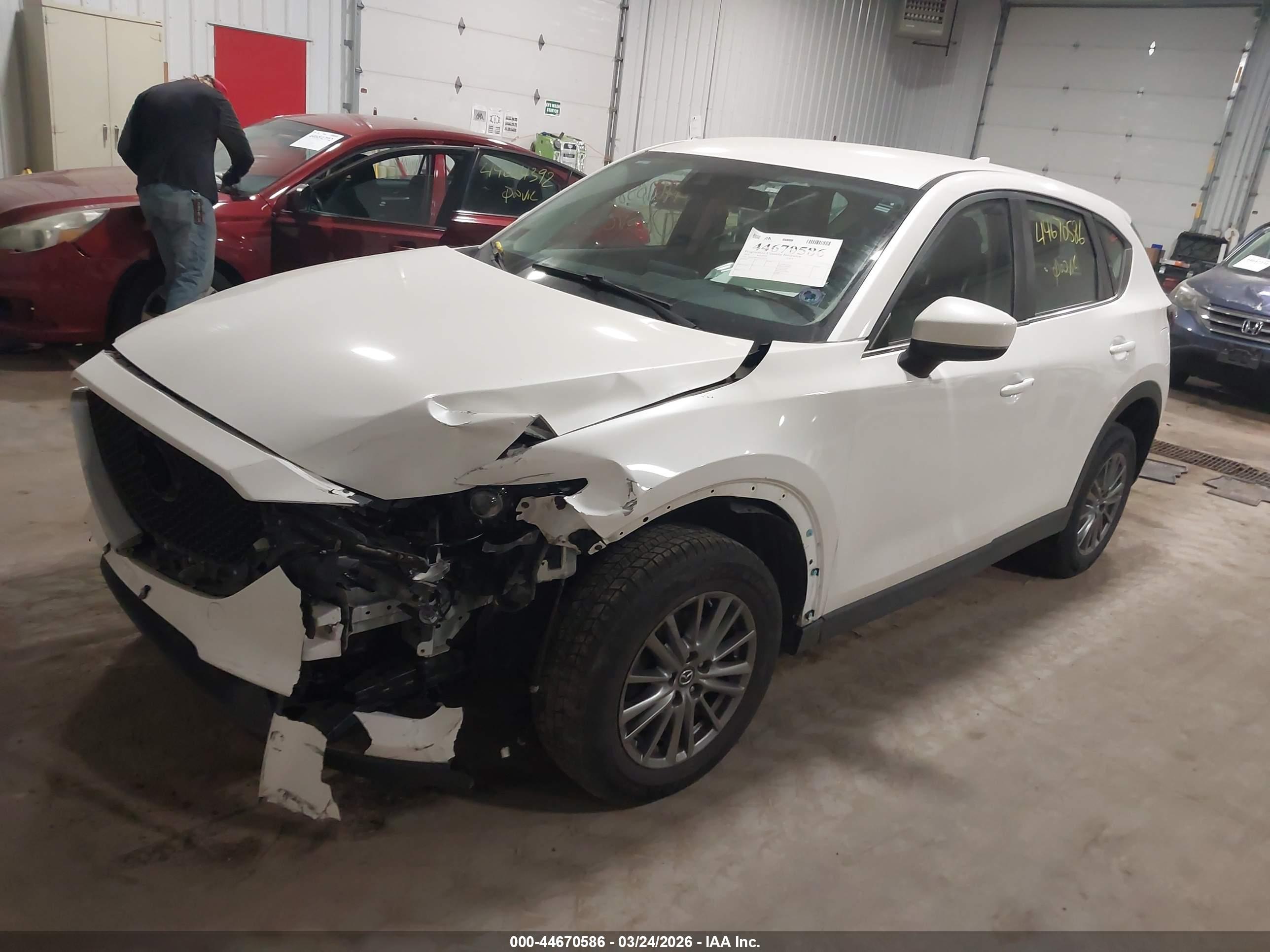 MAZDA CX-5 image 2