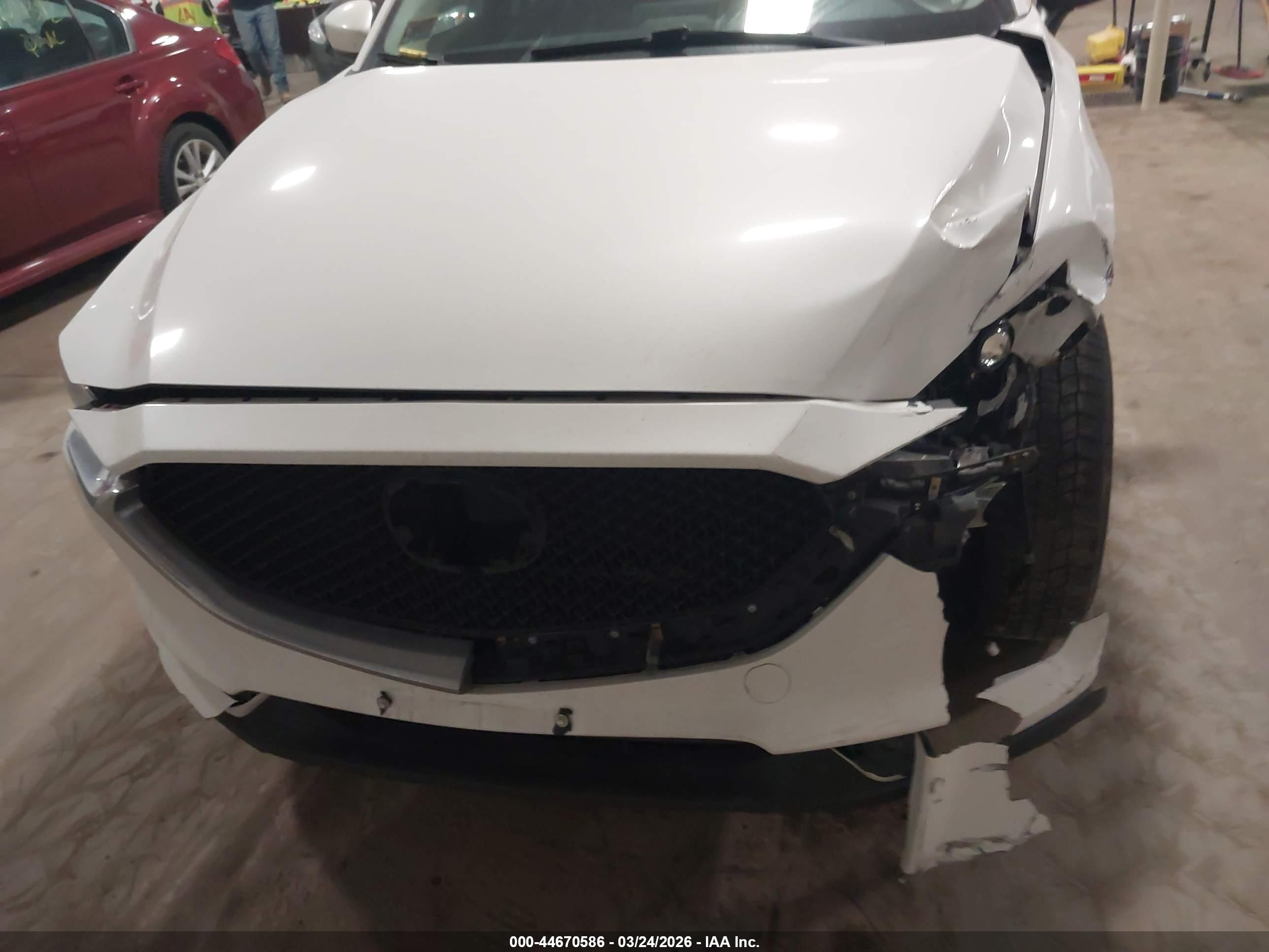 MAZDA CX-5 image 6