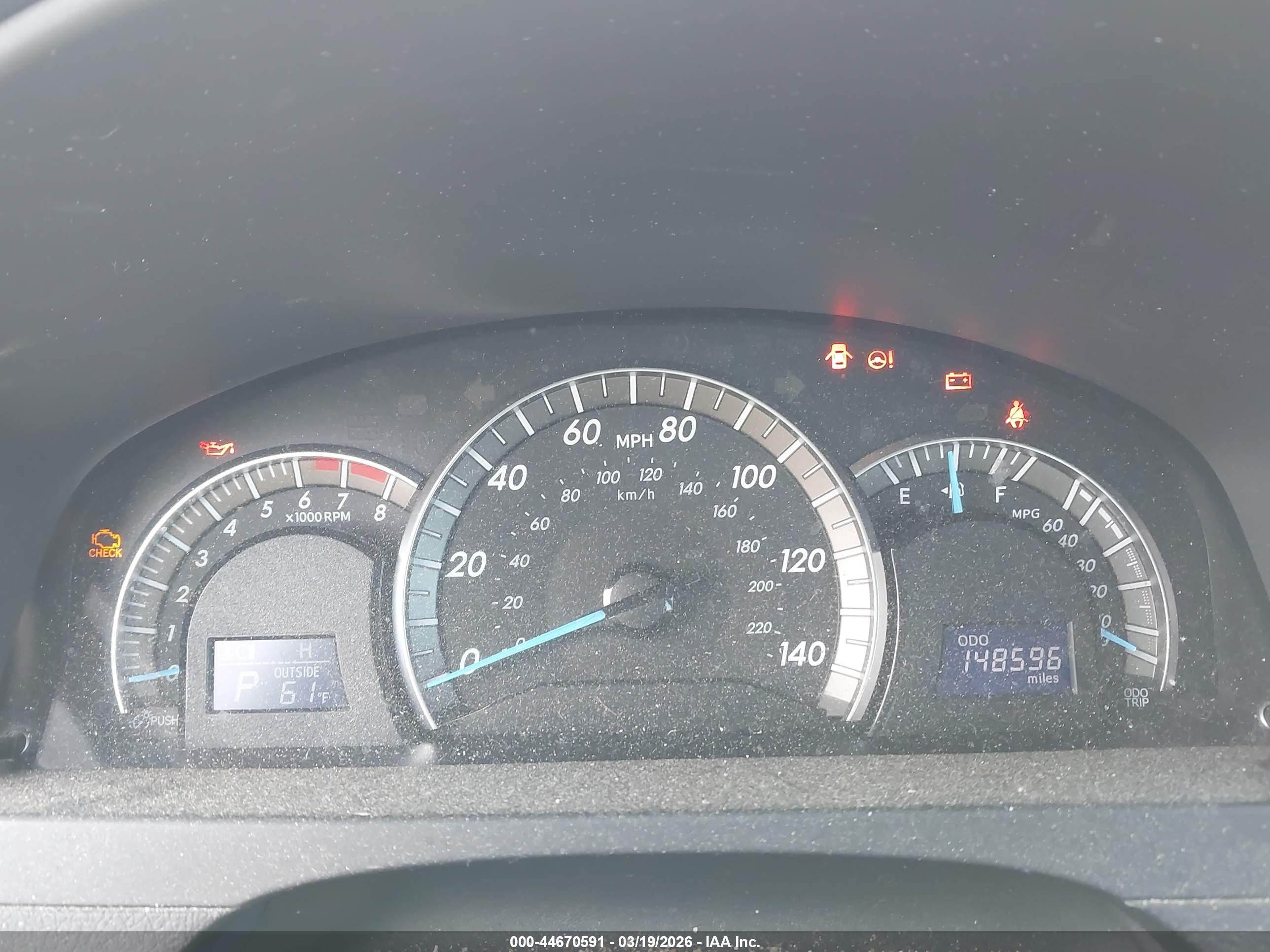 TOYOTA CAMRY image 7