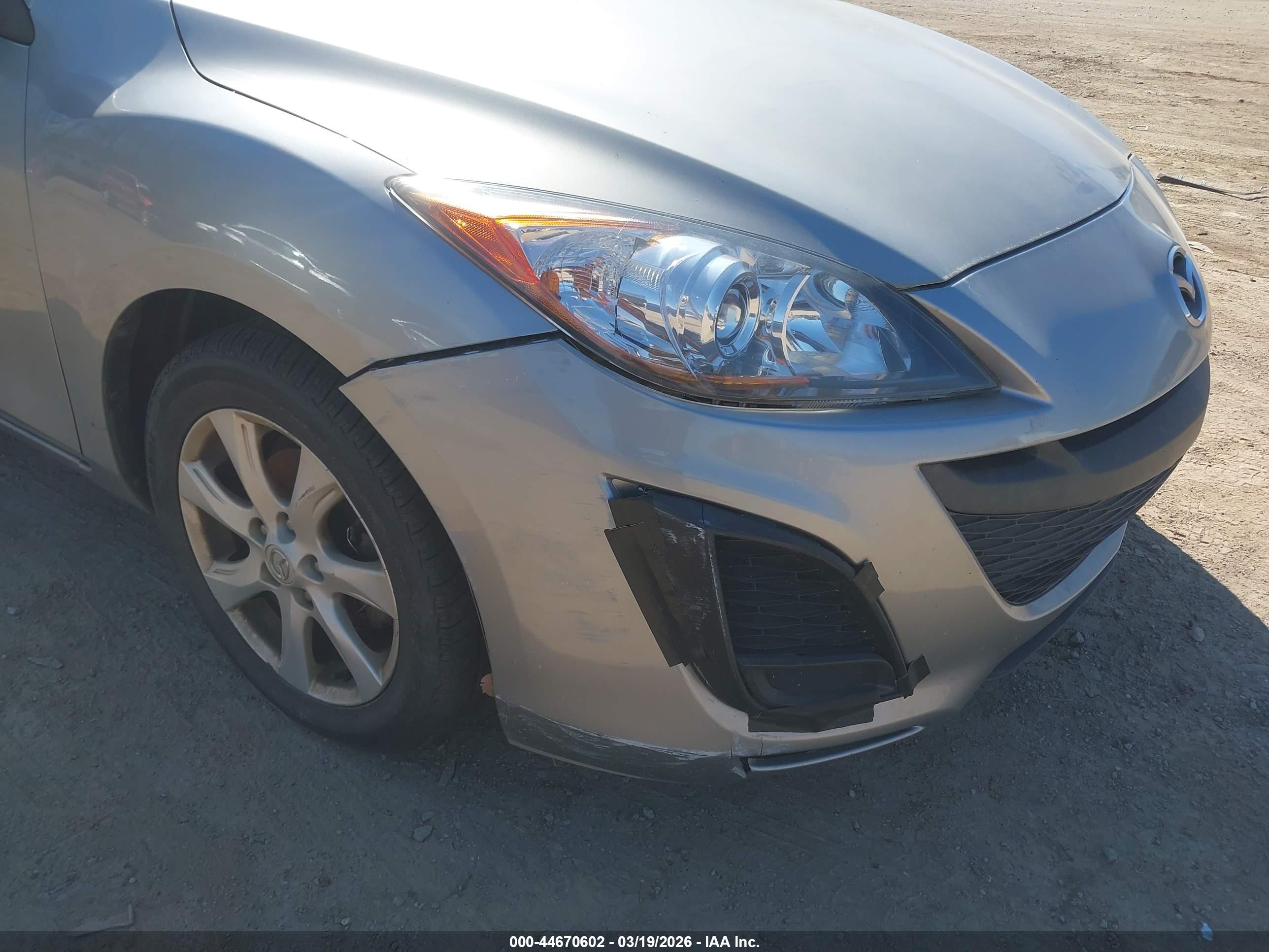MAZDA MAZDA3 image 6