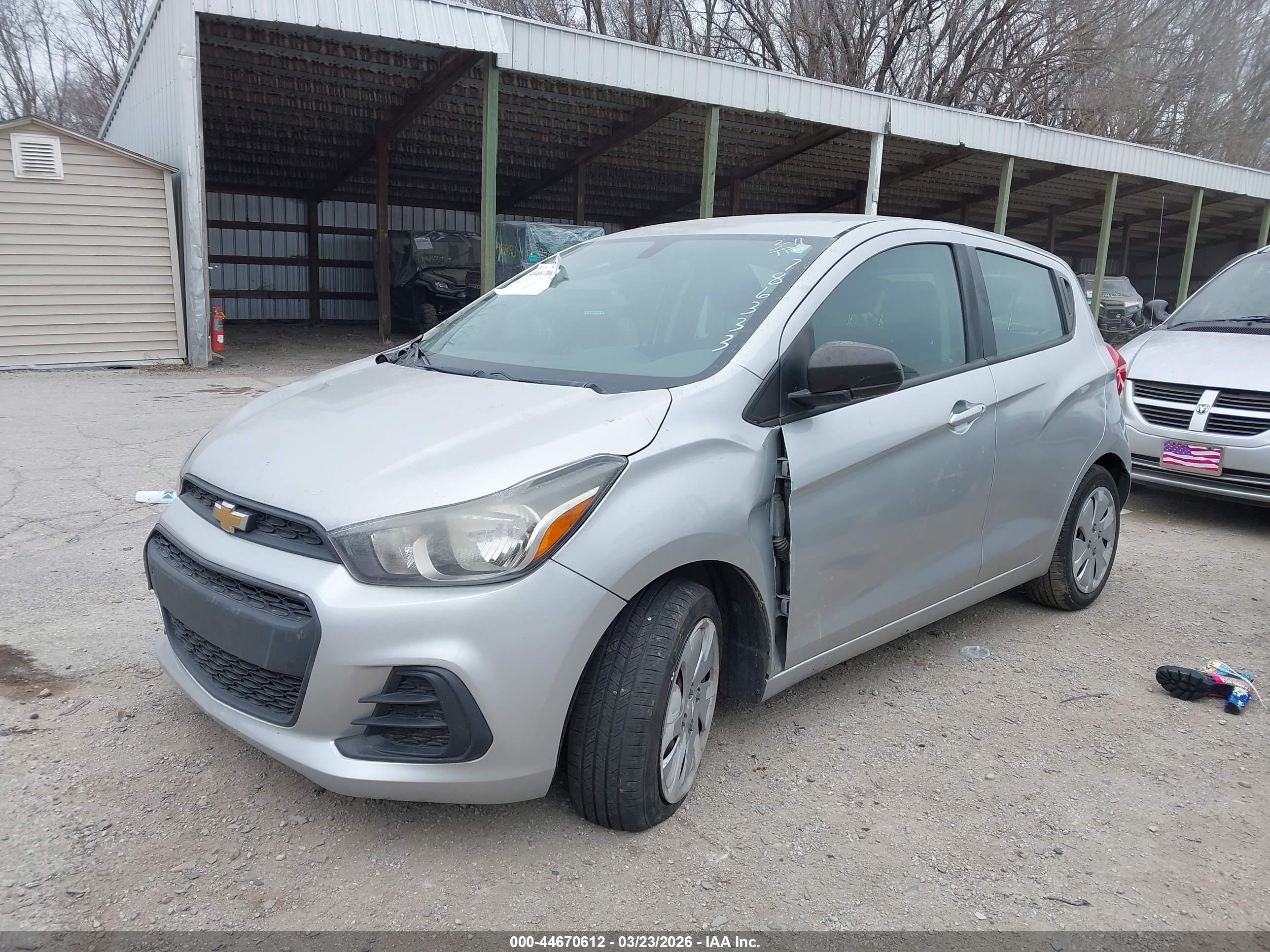 CHEVROLET SPARK image 2