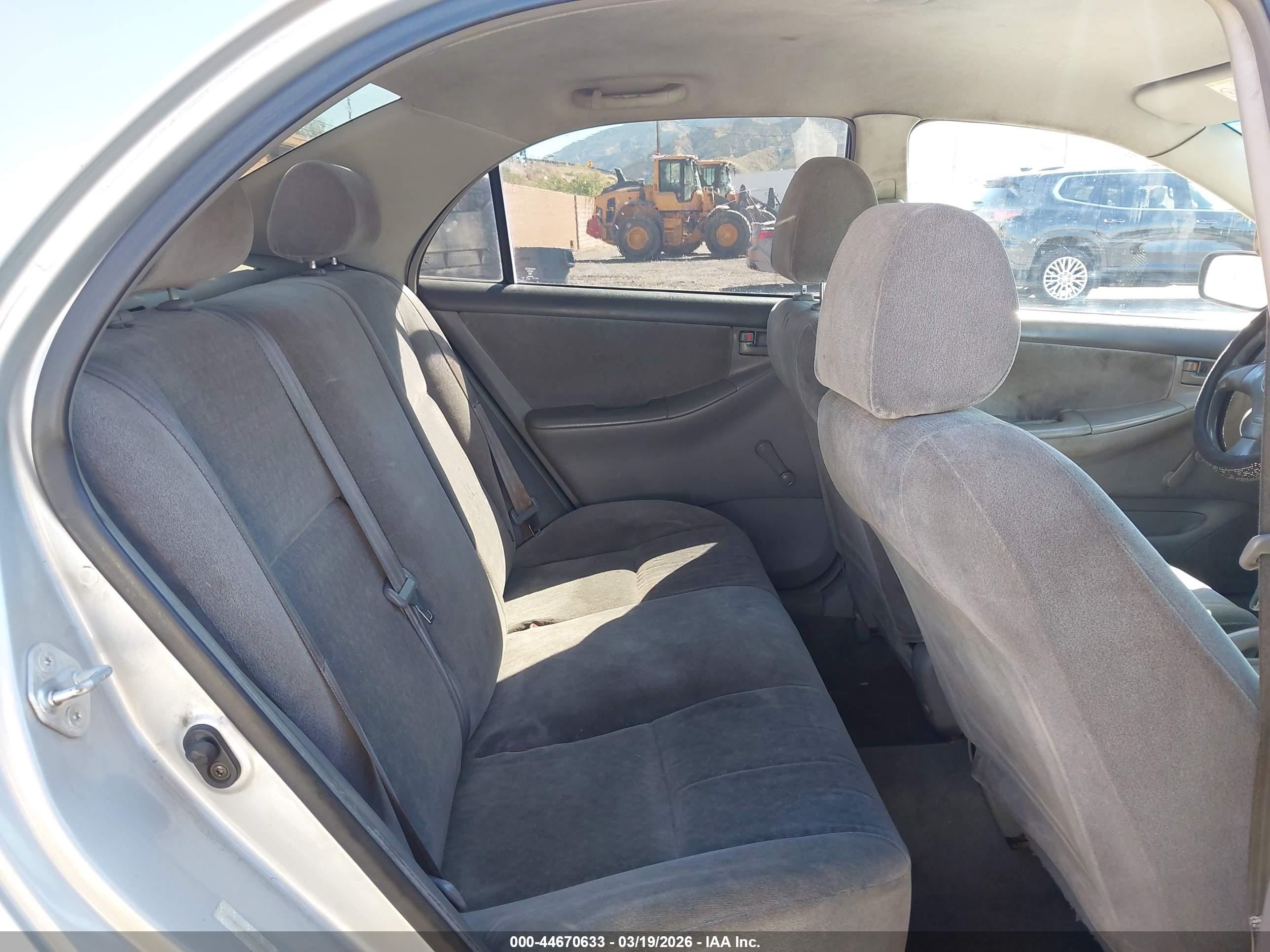 TOYOTA COROLLA image 8