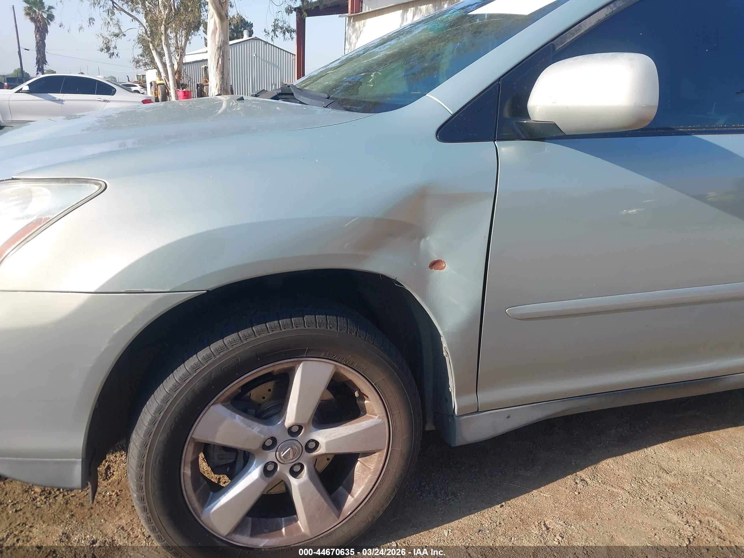 LEXUS RX image 6