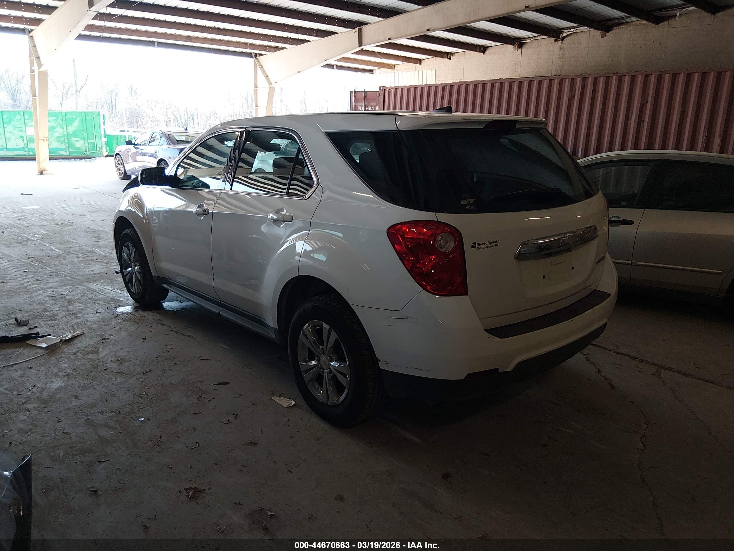 CHEVROLET EQUINOX image 3