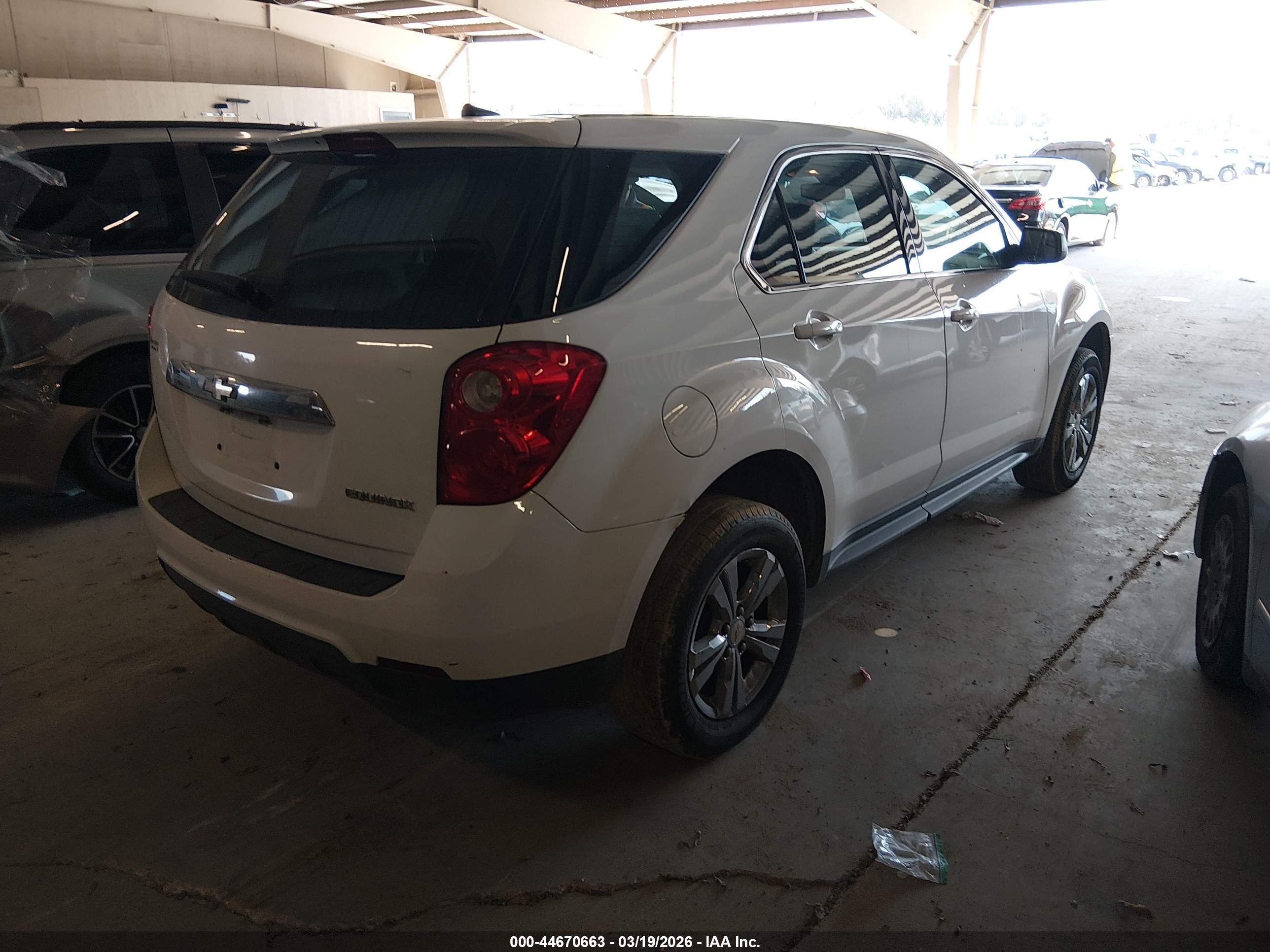 CHEVROLET EQUINOX image 4