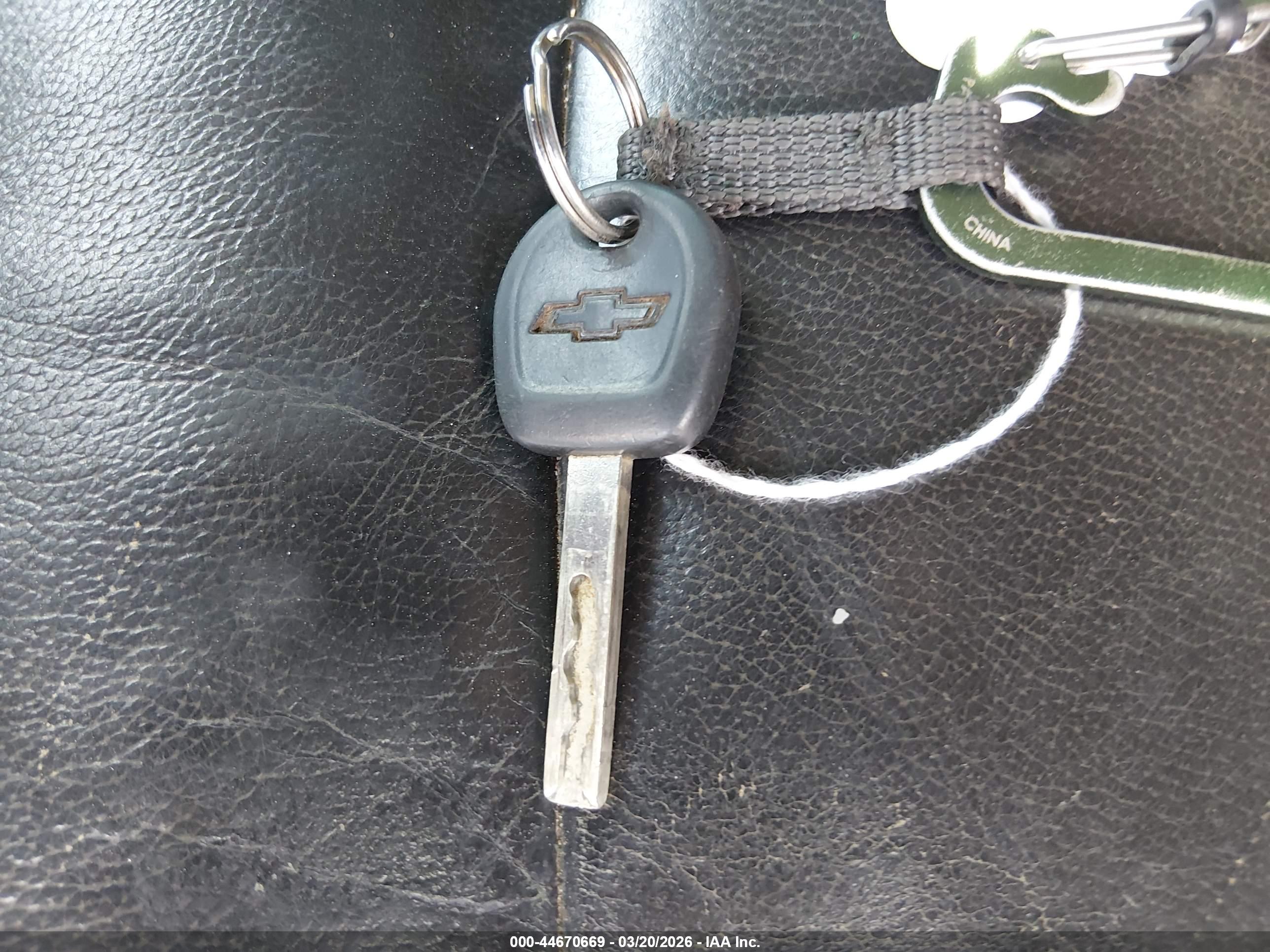 CHEVROLET COLORADO image 11