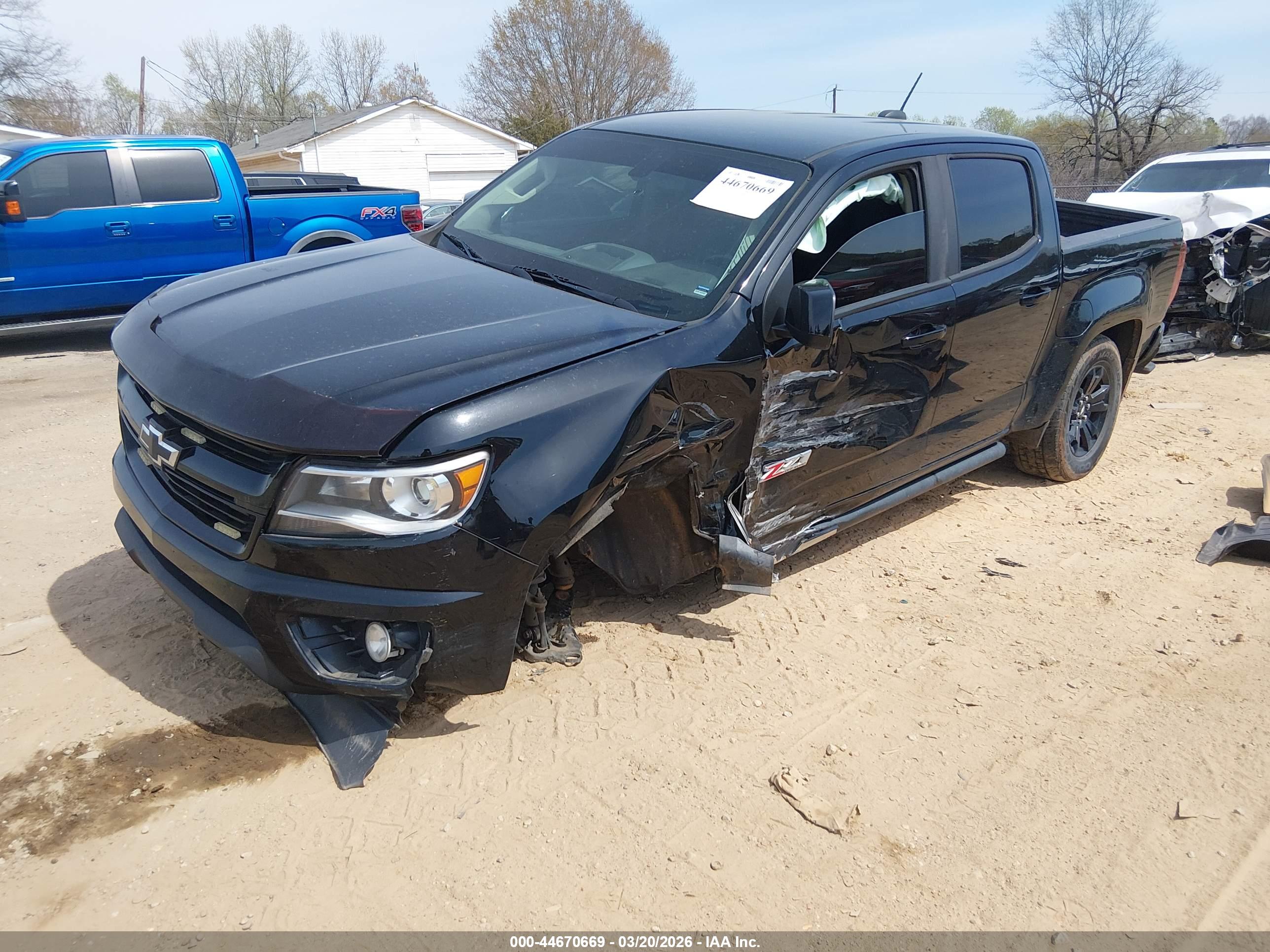 CHEVROLET COLORADO image 2