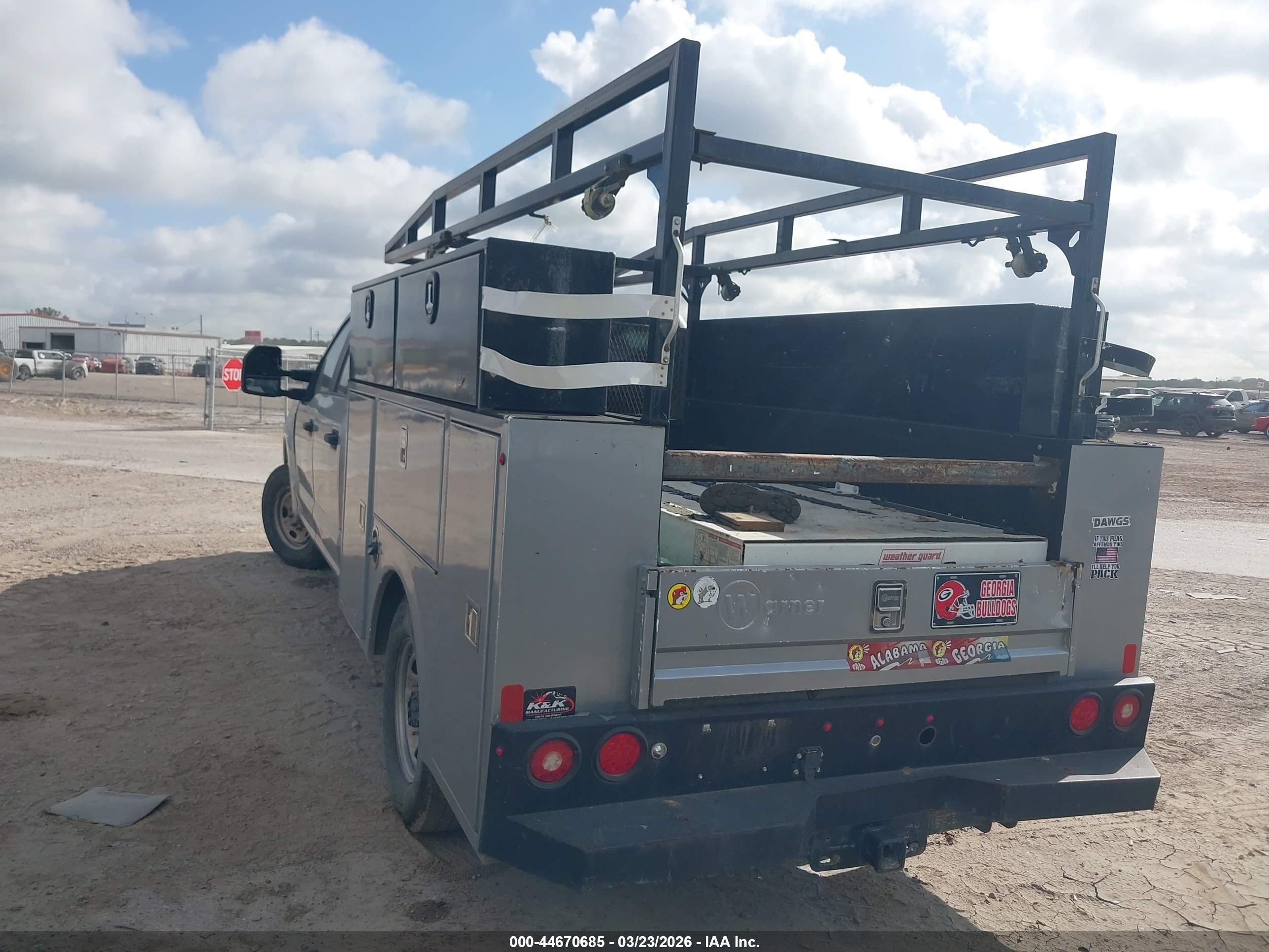 FORD F-250 image 3