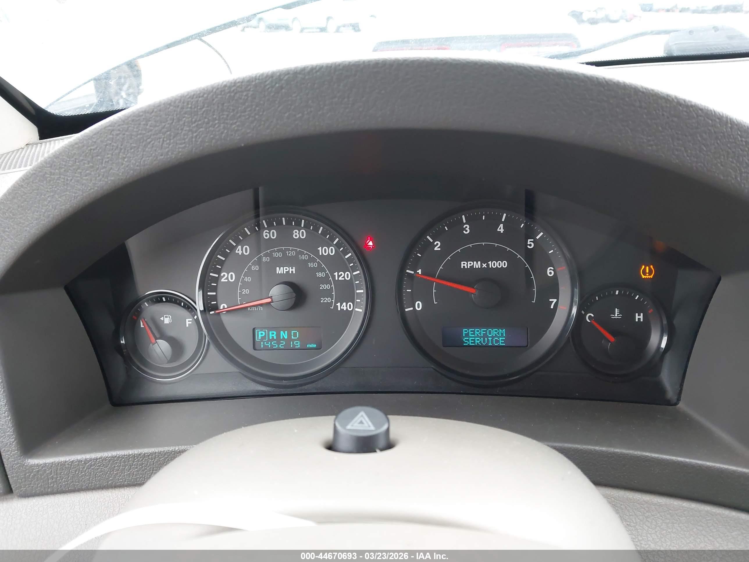 JEEP GRAND image 7