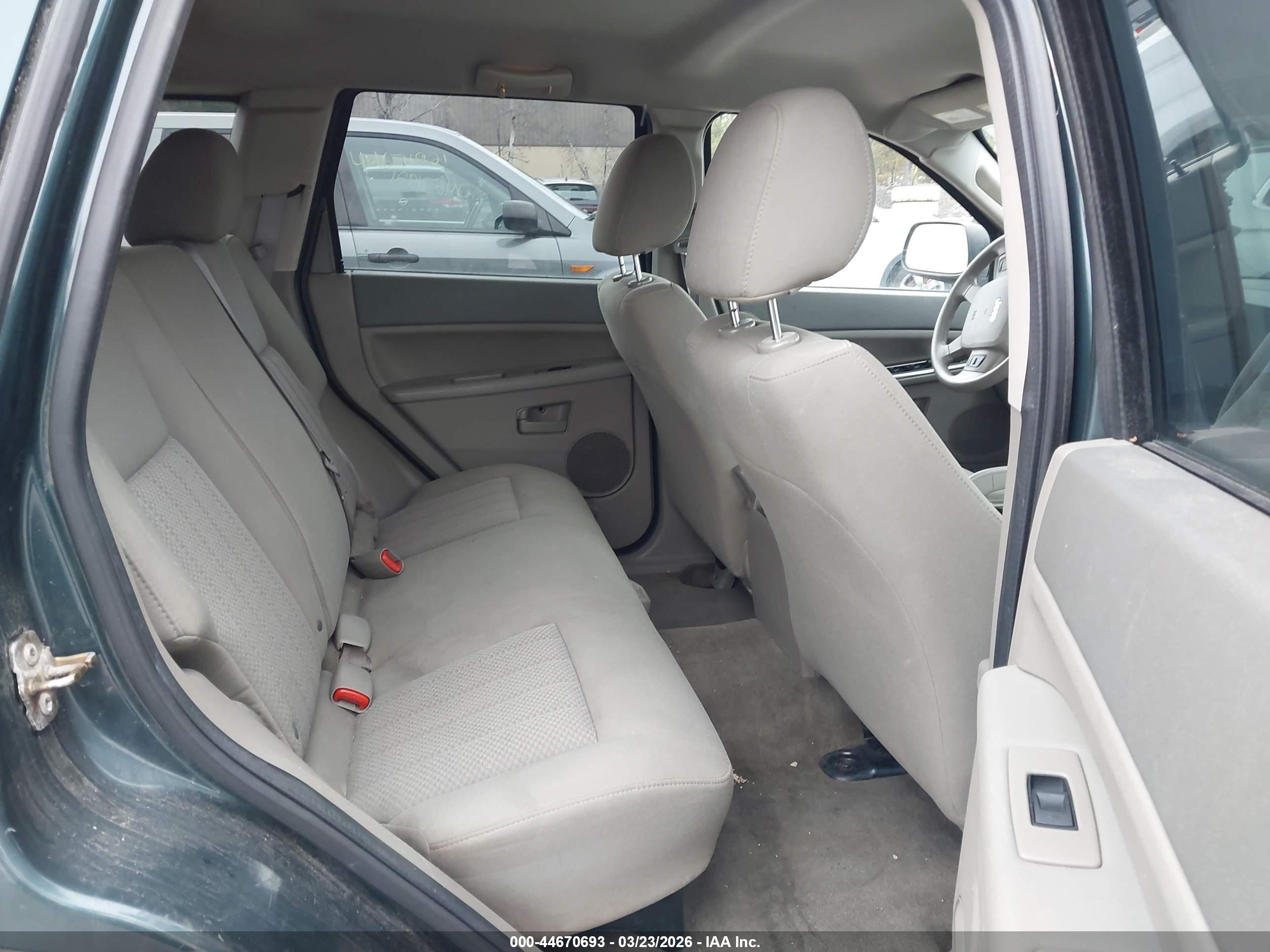 JEEP GRAND image 8