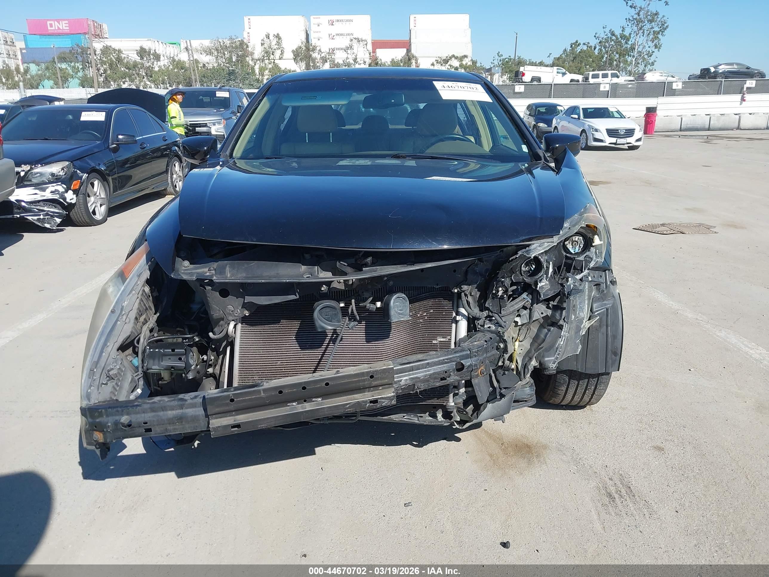 HONDA ACCORD image 6
