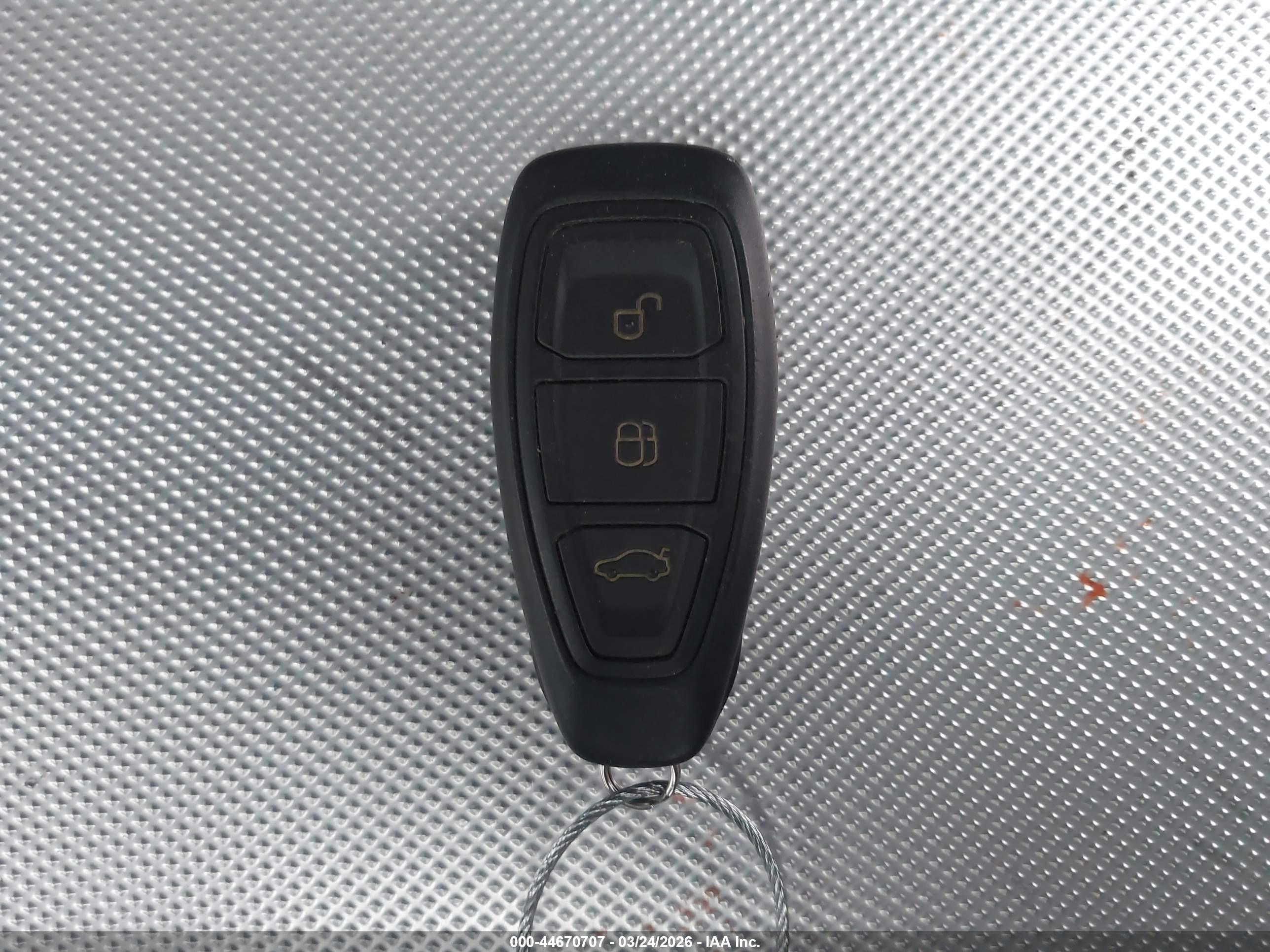 FORD FOCUS image 11