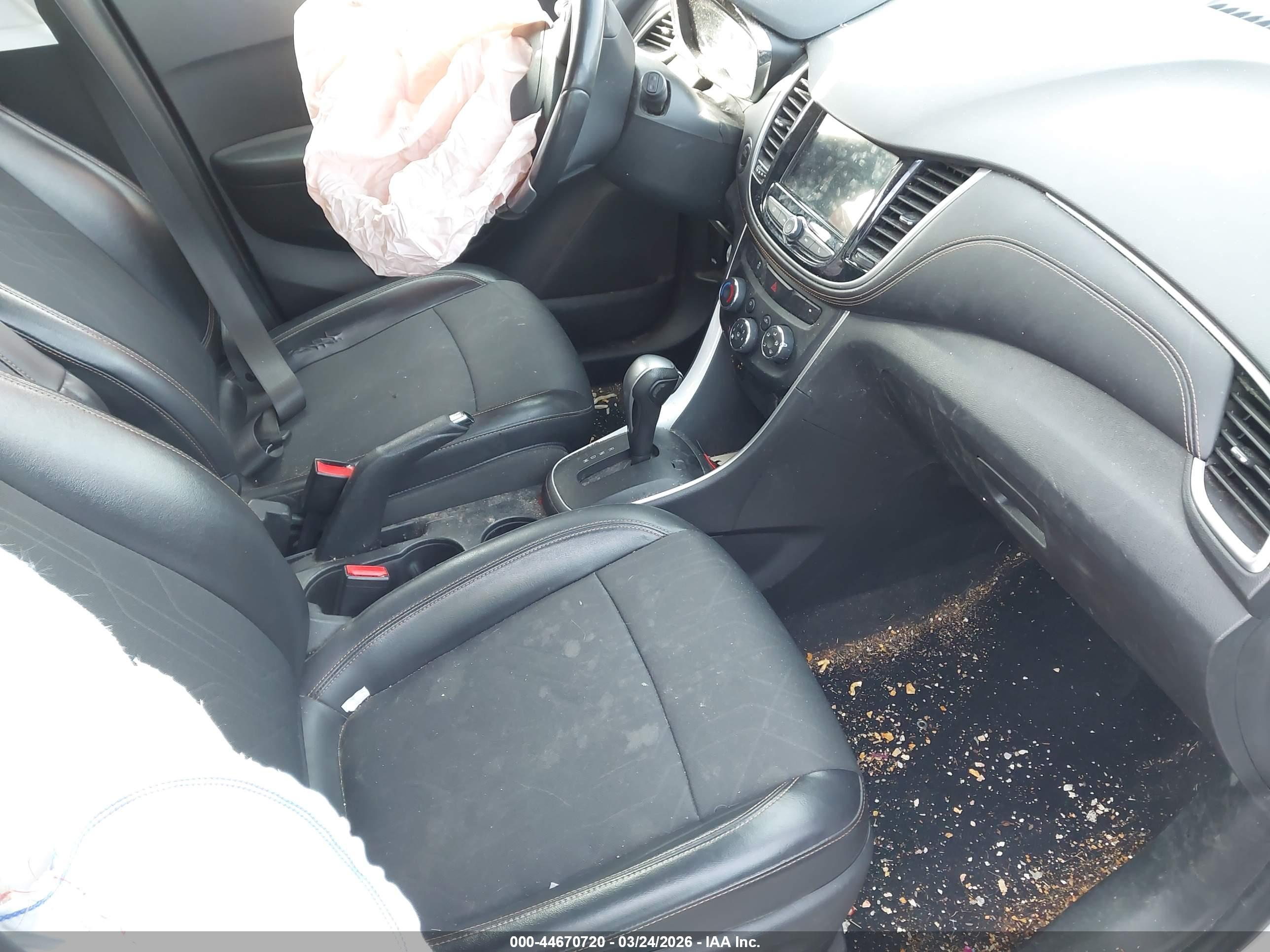 CHEVROLET TRAX image 5