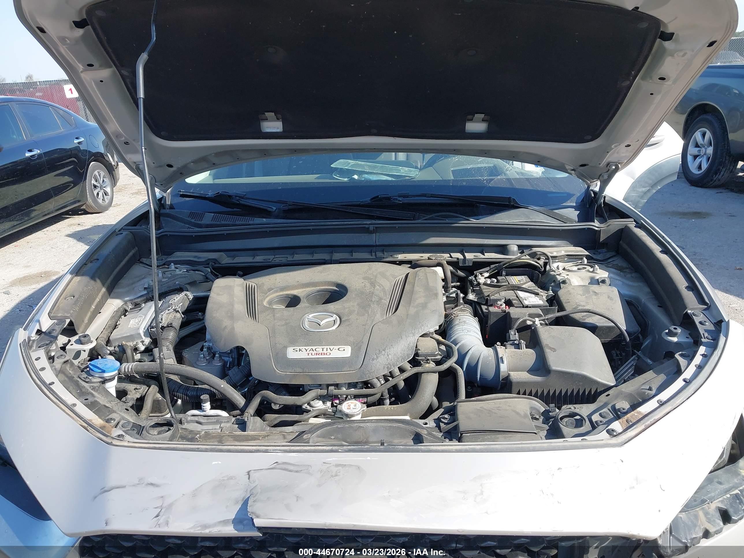 MAZDA CX-30 image 10