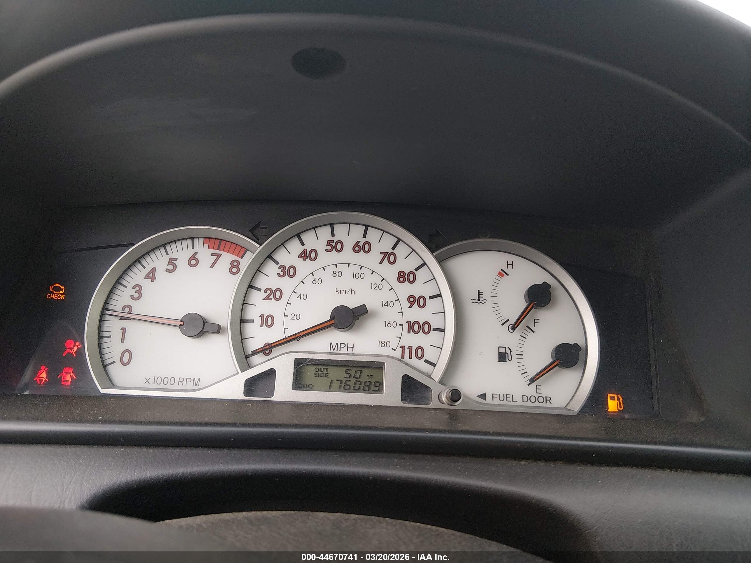 TOYOTA COROLLA image 7