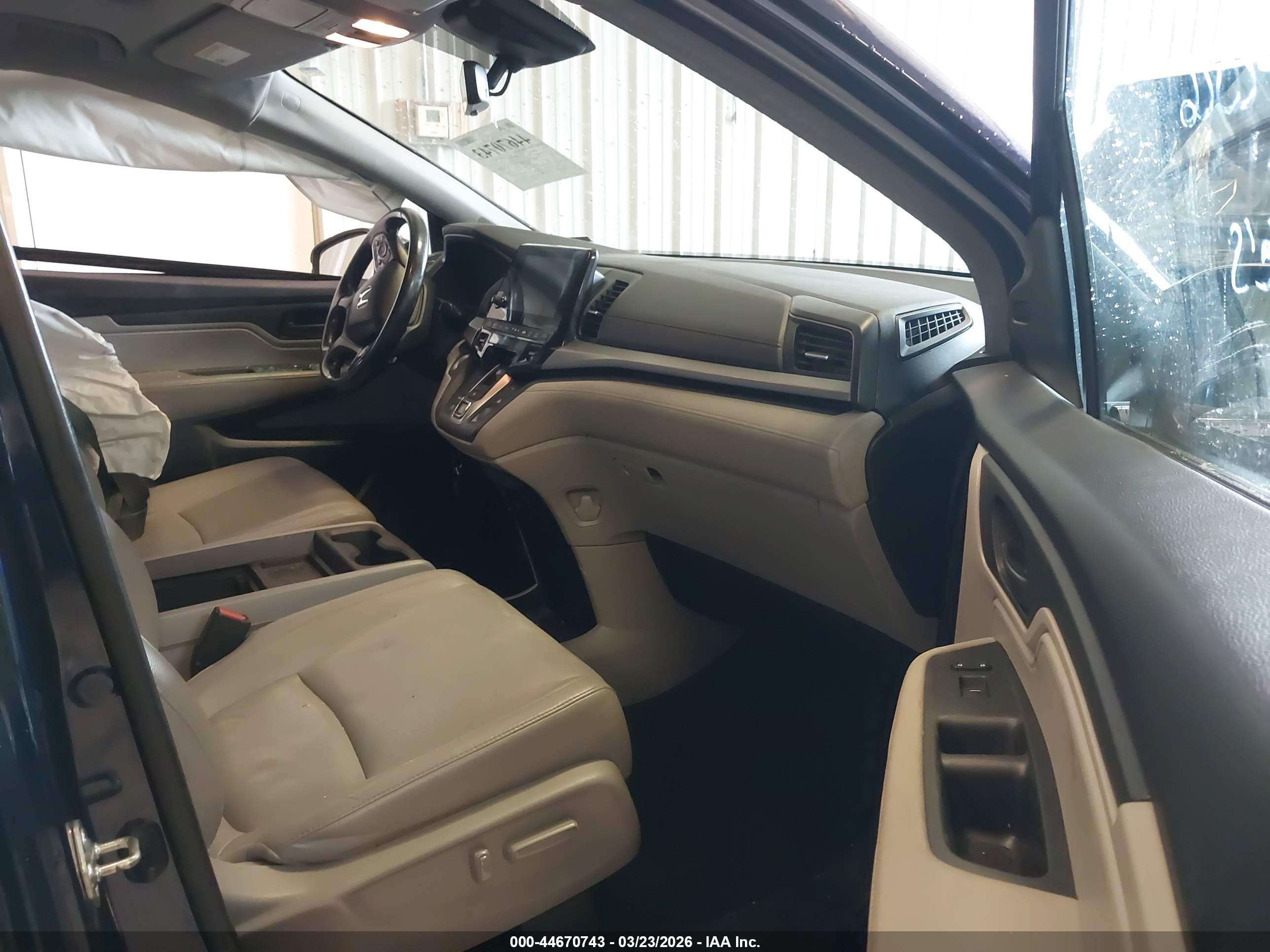 HONDA ODYSSEY image 5