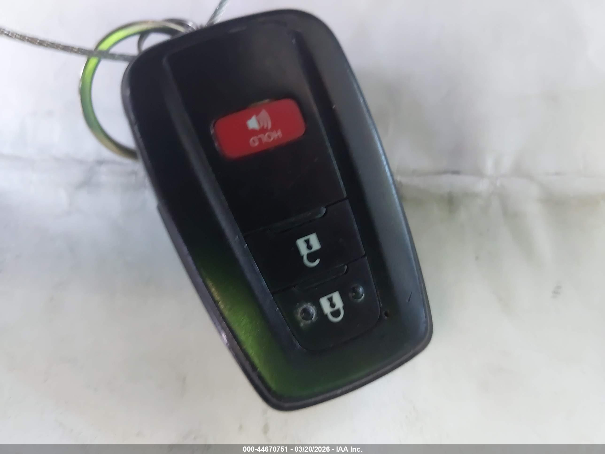 TOYOTA PRIUS image 11