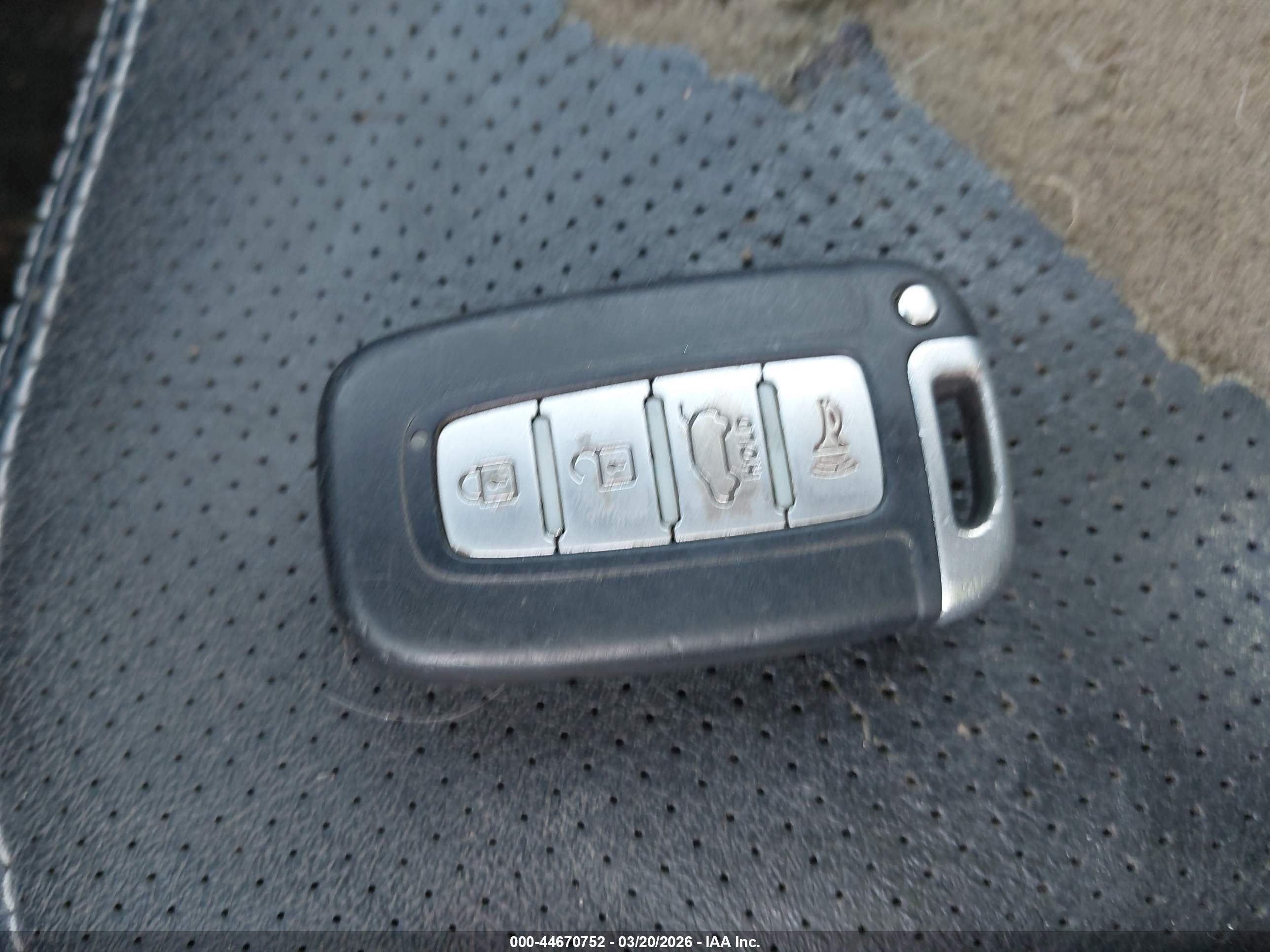 KIA SORENTO image 11