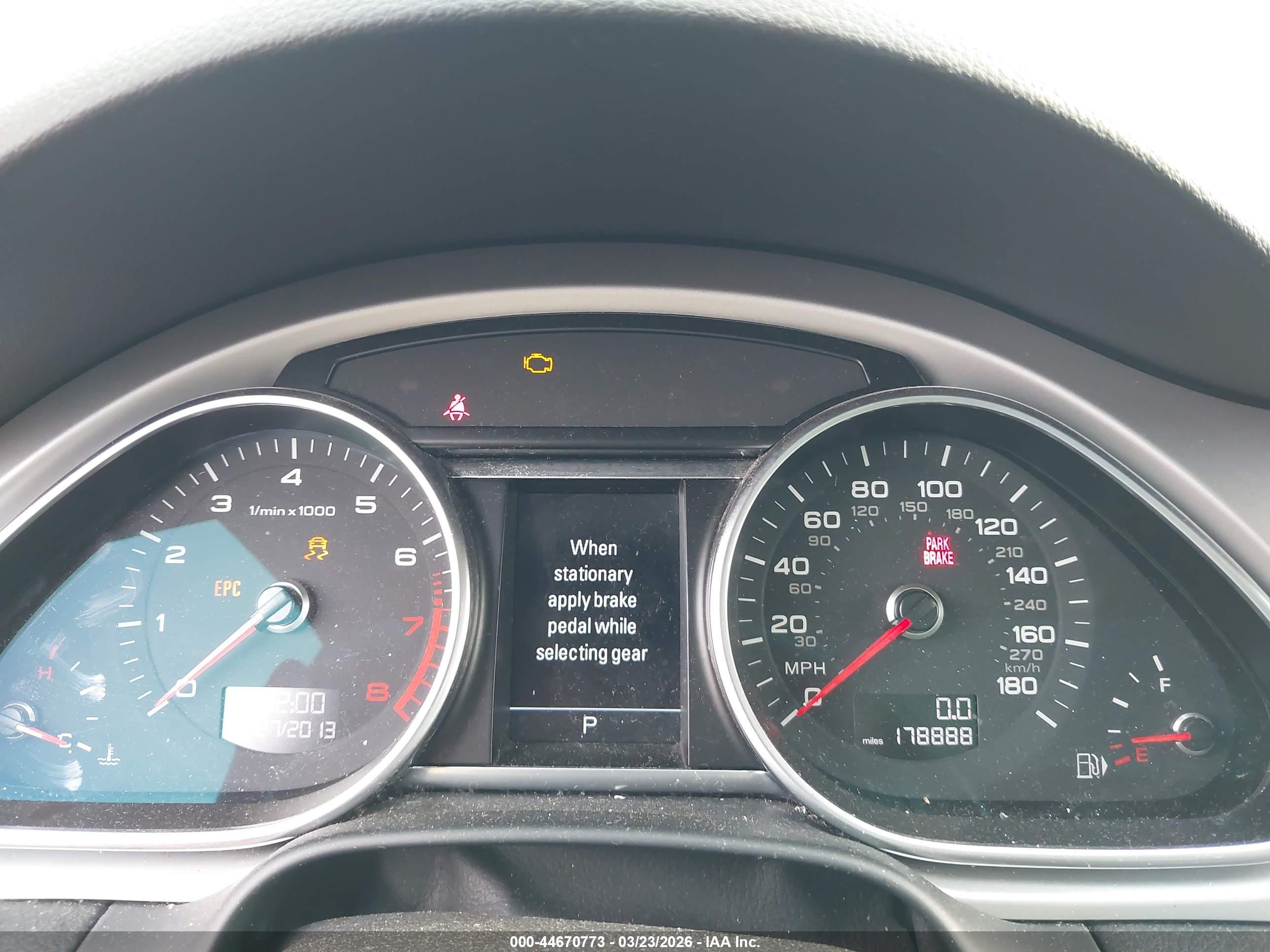 AUDI Q7 image 7