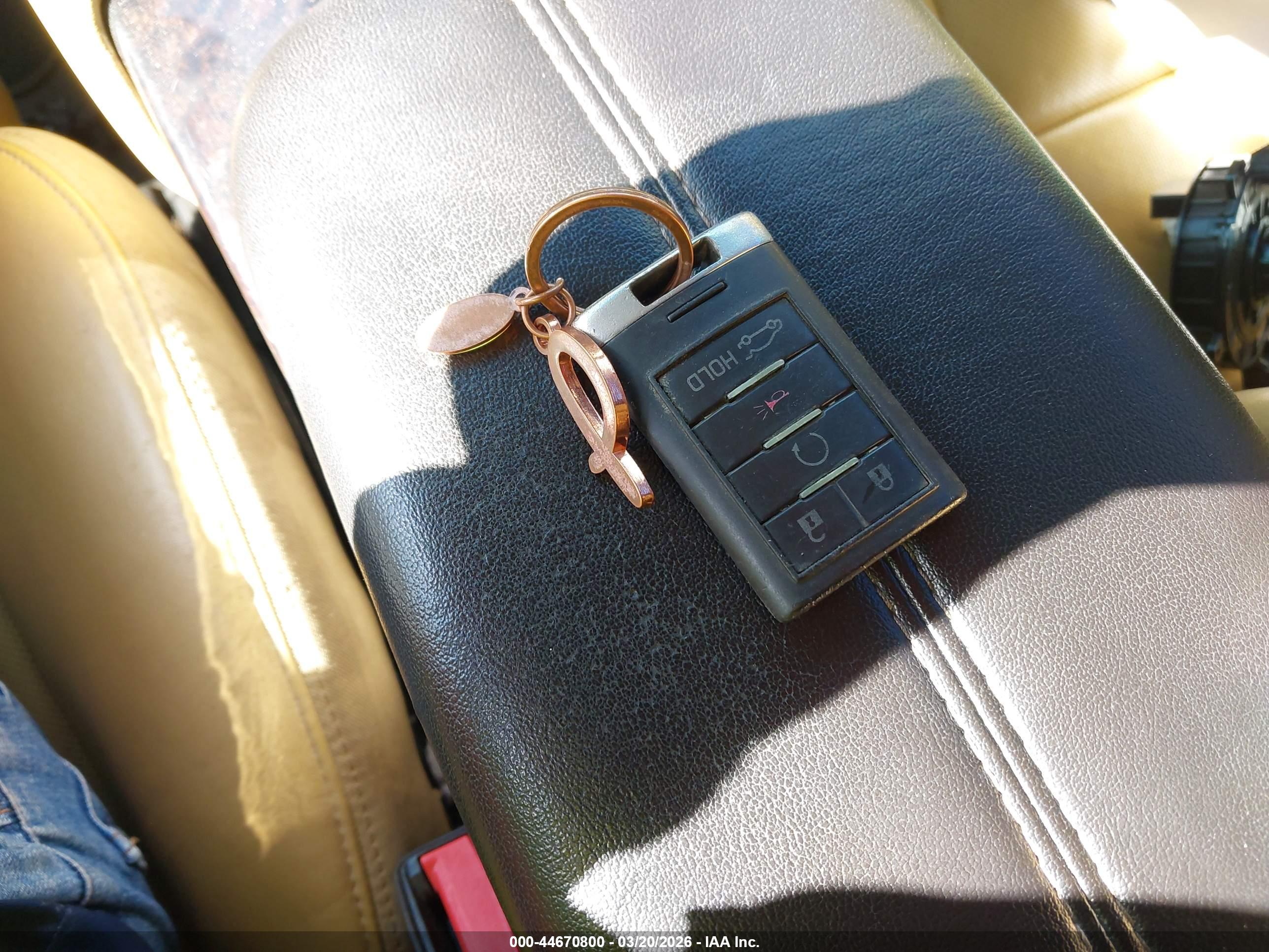 CADILLAC XTS image 11