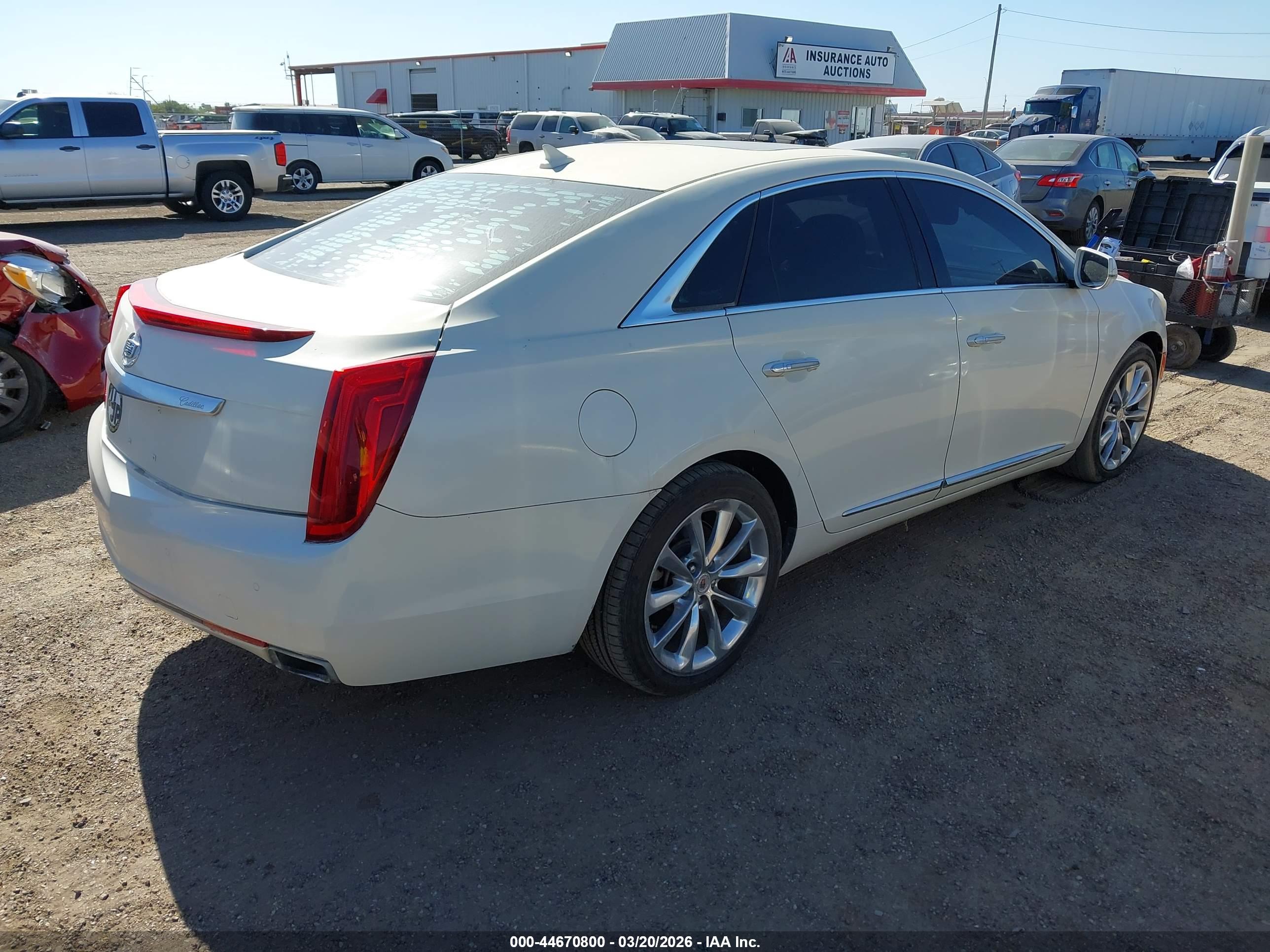 CADILLAC XTS image 4